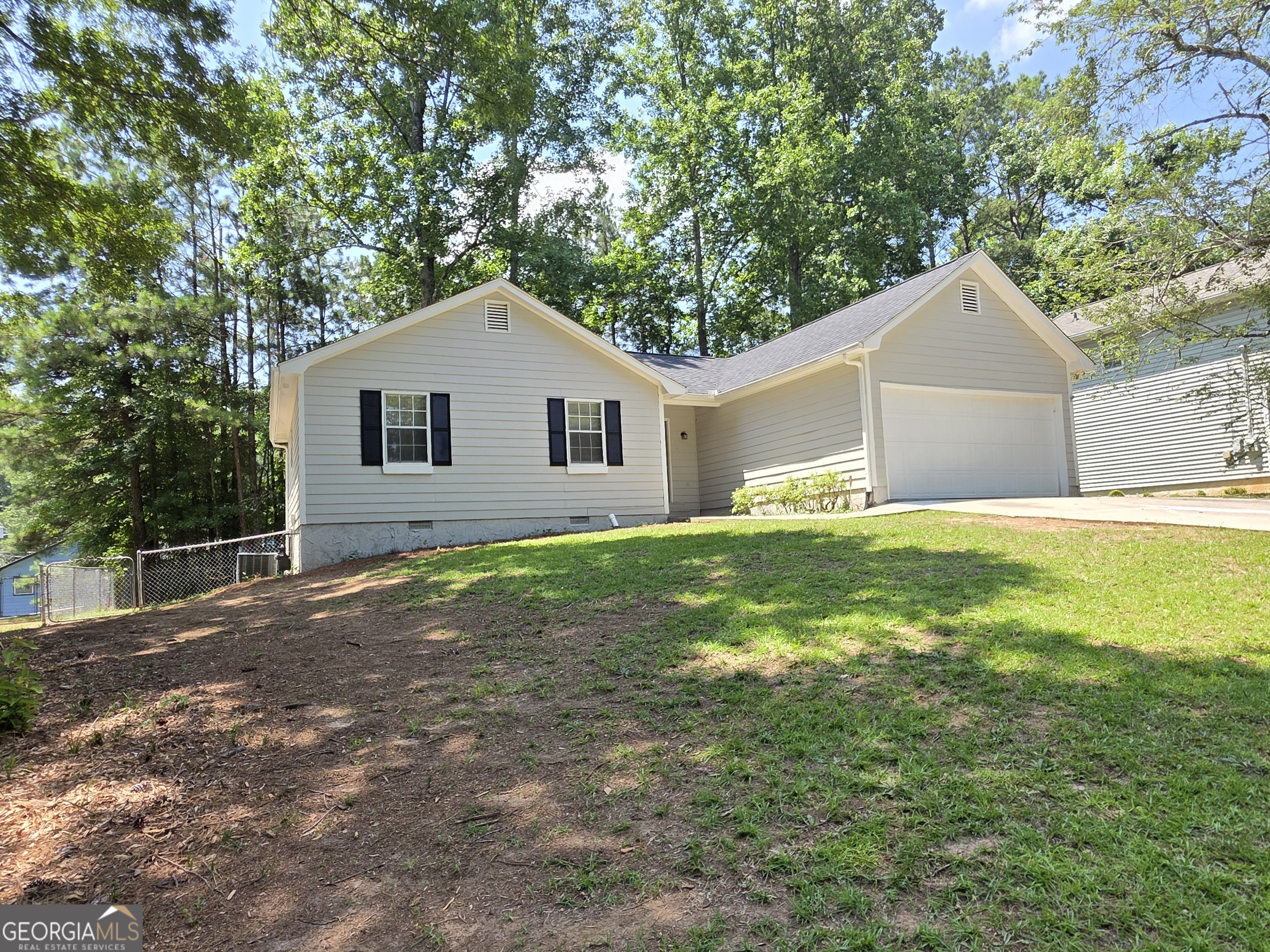 232 Hampton Drive Property Photo 2
