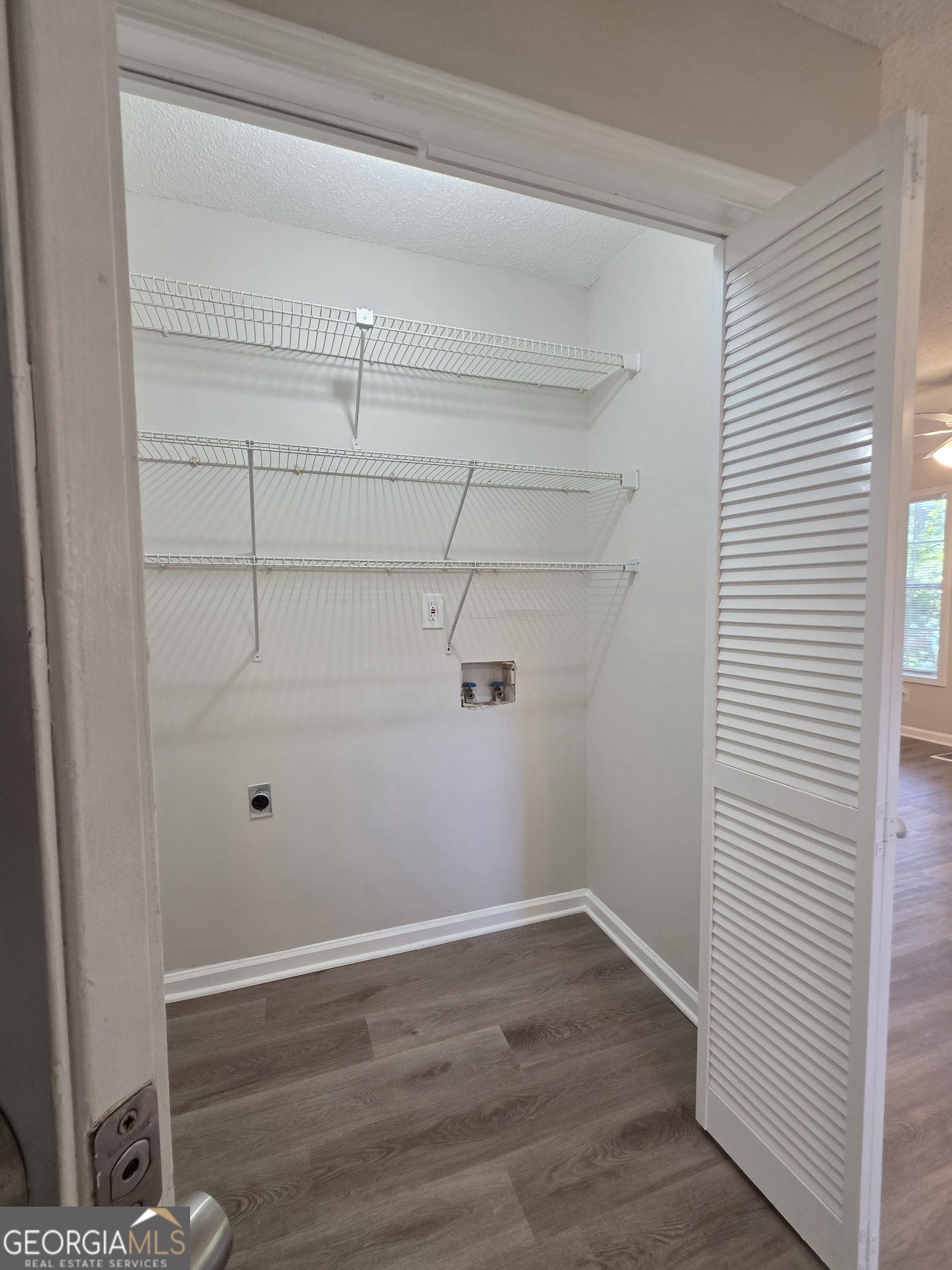 232 Hampton Drive Property Photo 14