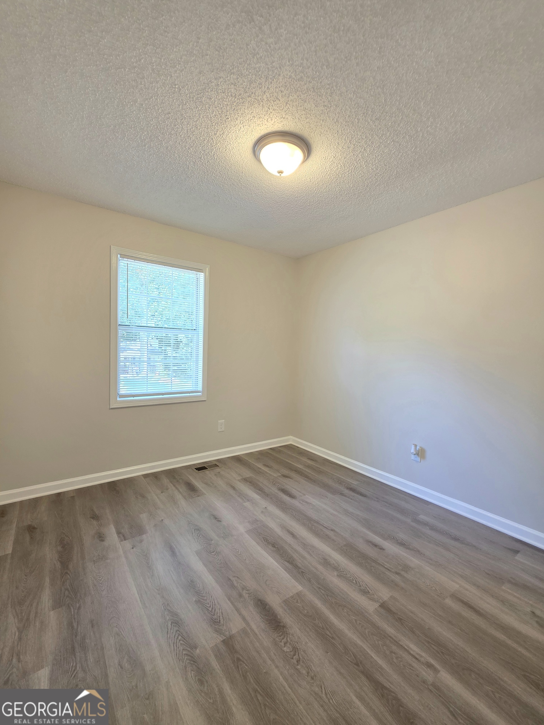 232 Hampton Drive Property Photo 22