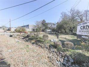 2037 Marietta Highway Property Photo 4