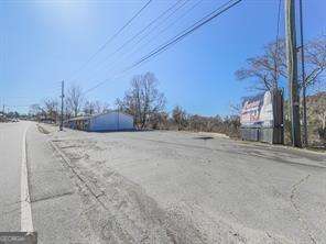 2037 Marietta Highway Property Photo 5
