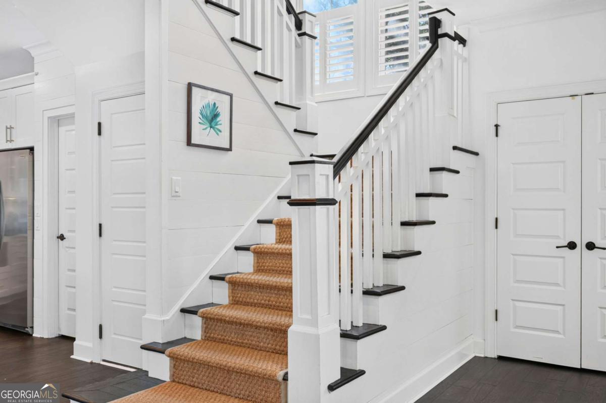 2 White Oak Lane Property Photo 22