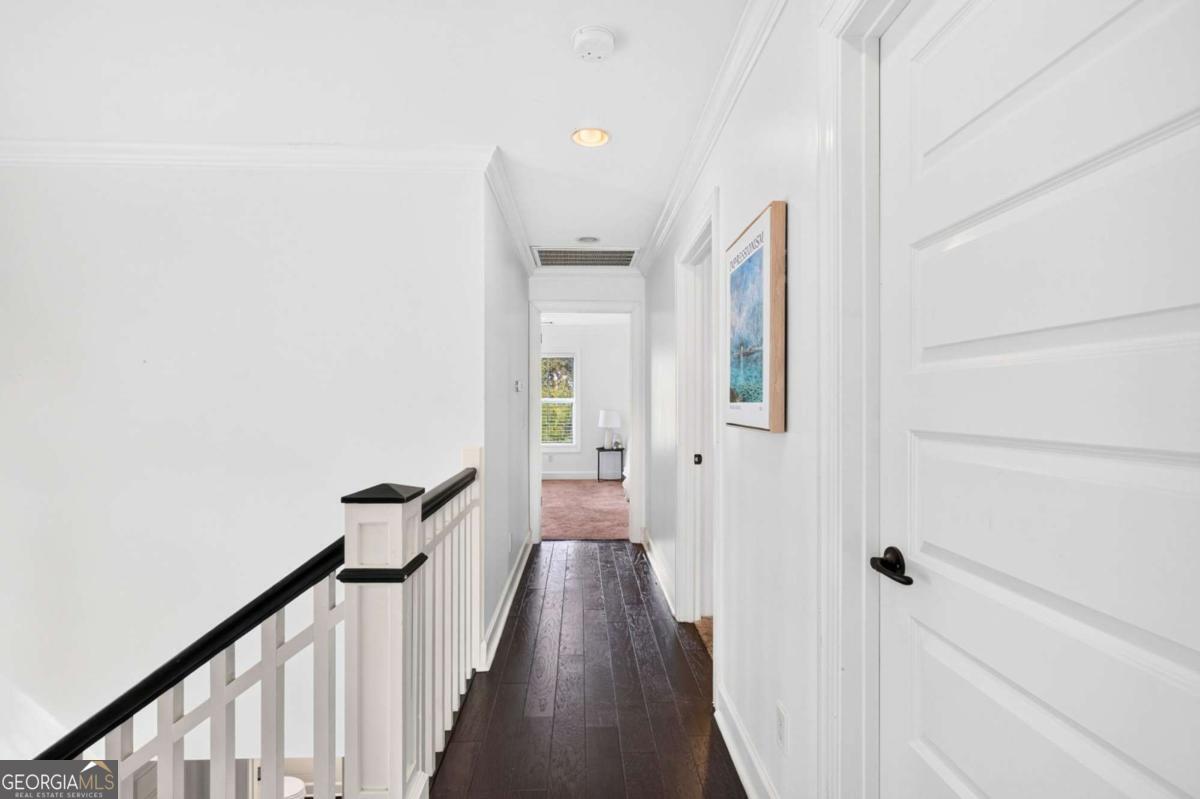 2 White Oak Lane Property Photo 24