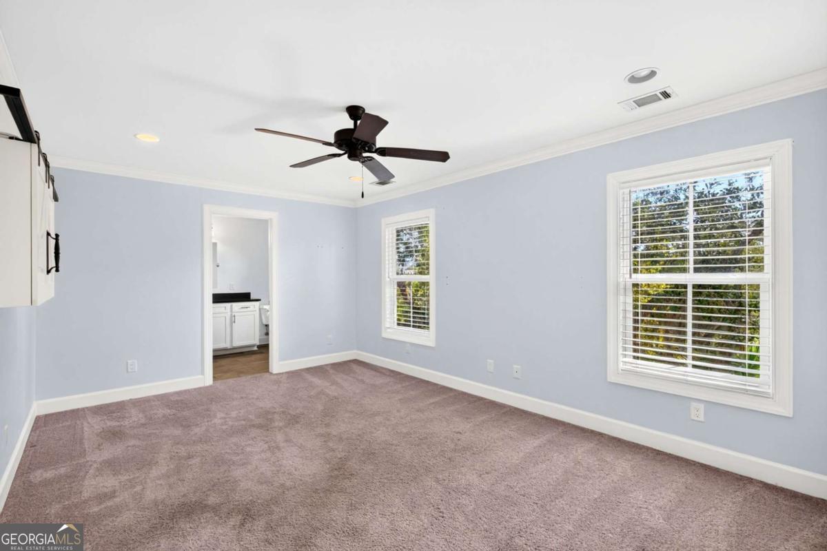 2 White Oak Lane Property Photo 32