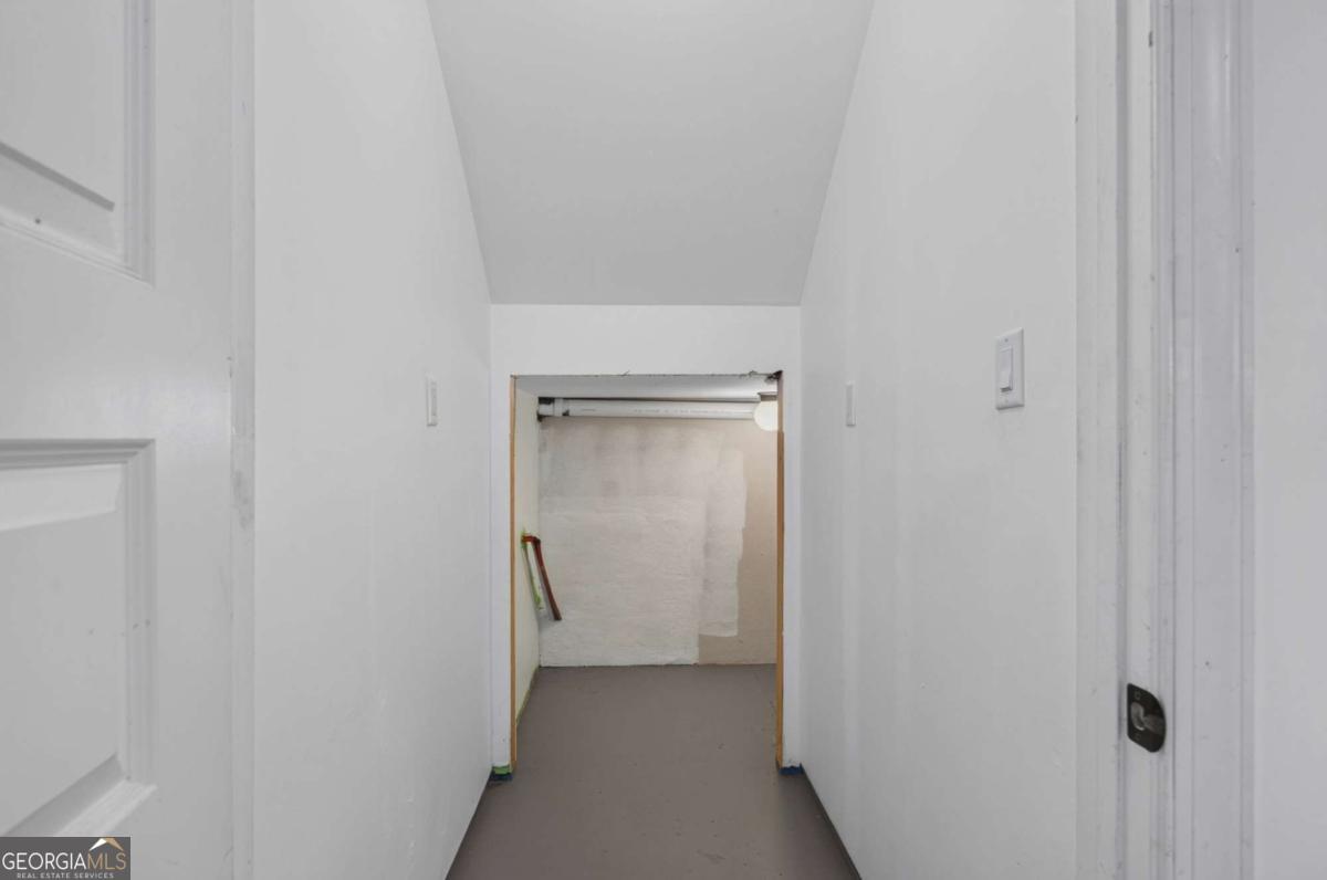 2 White Oak Lane Property Photo 44