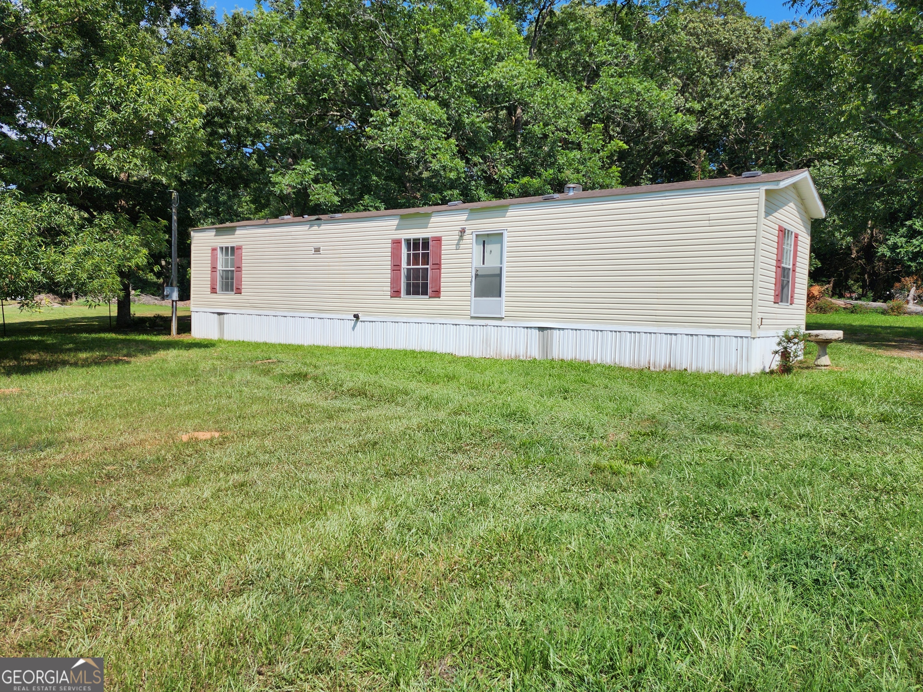 140 Maple Drive Property Photo 1