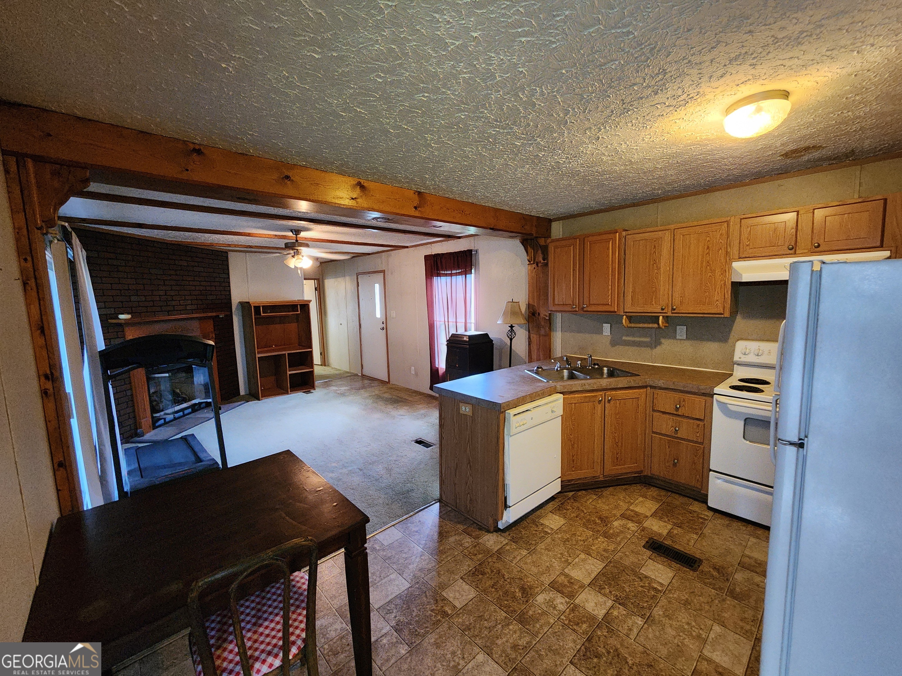140 Maple Drive Property Photo 10