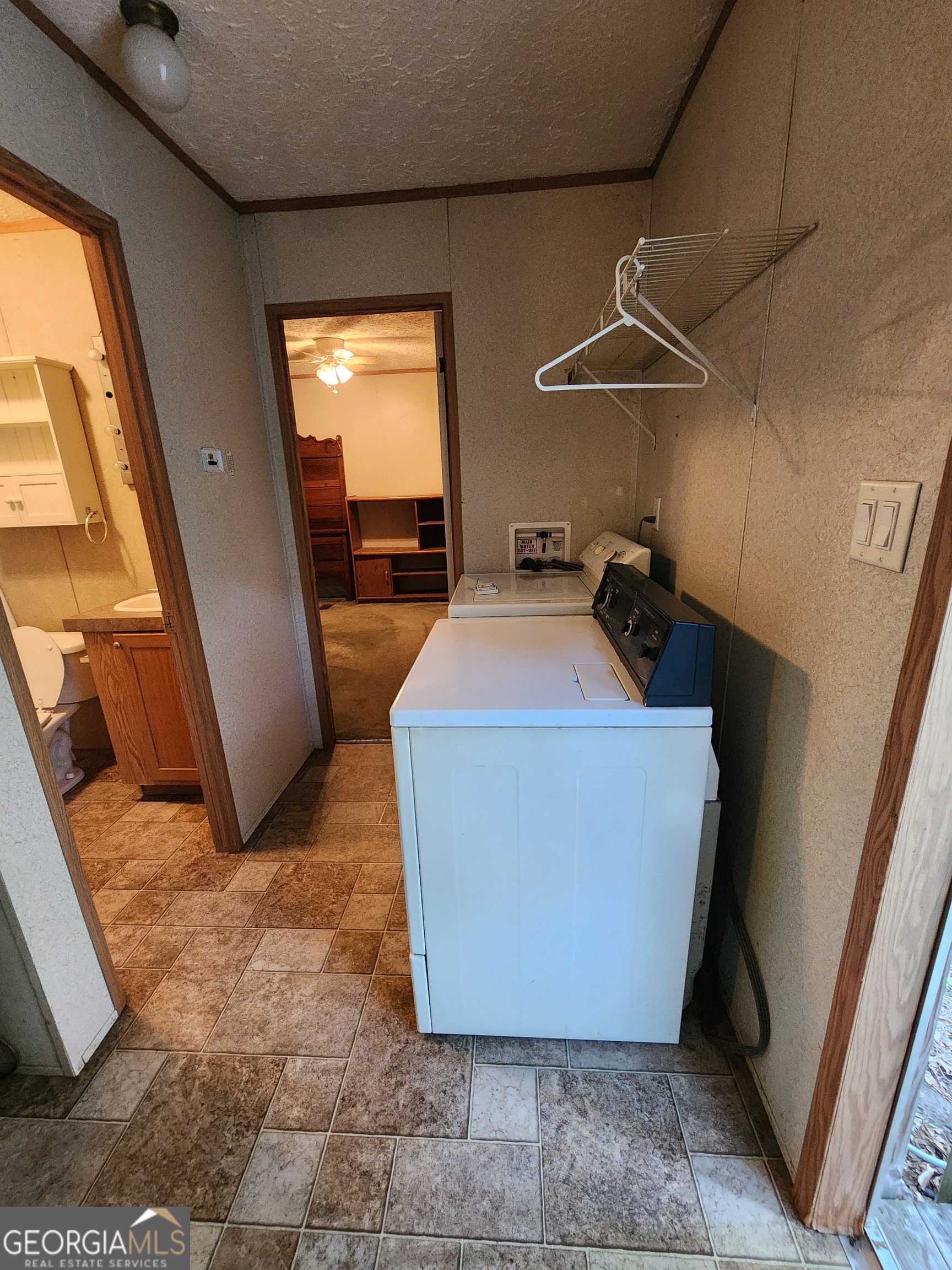 140 Maple Drive Property Photo 12