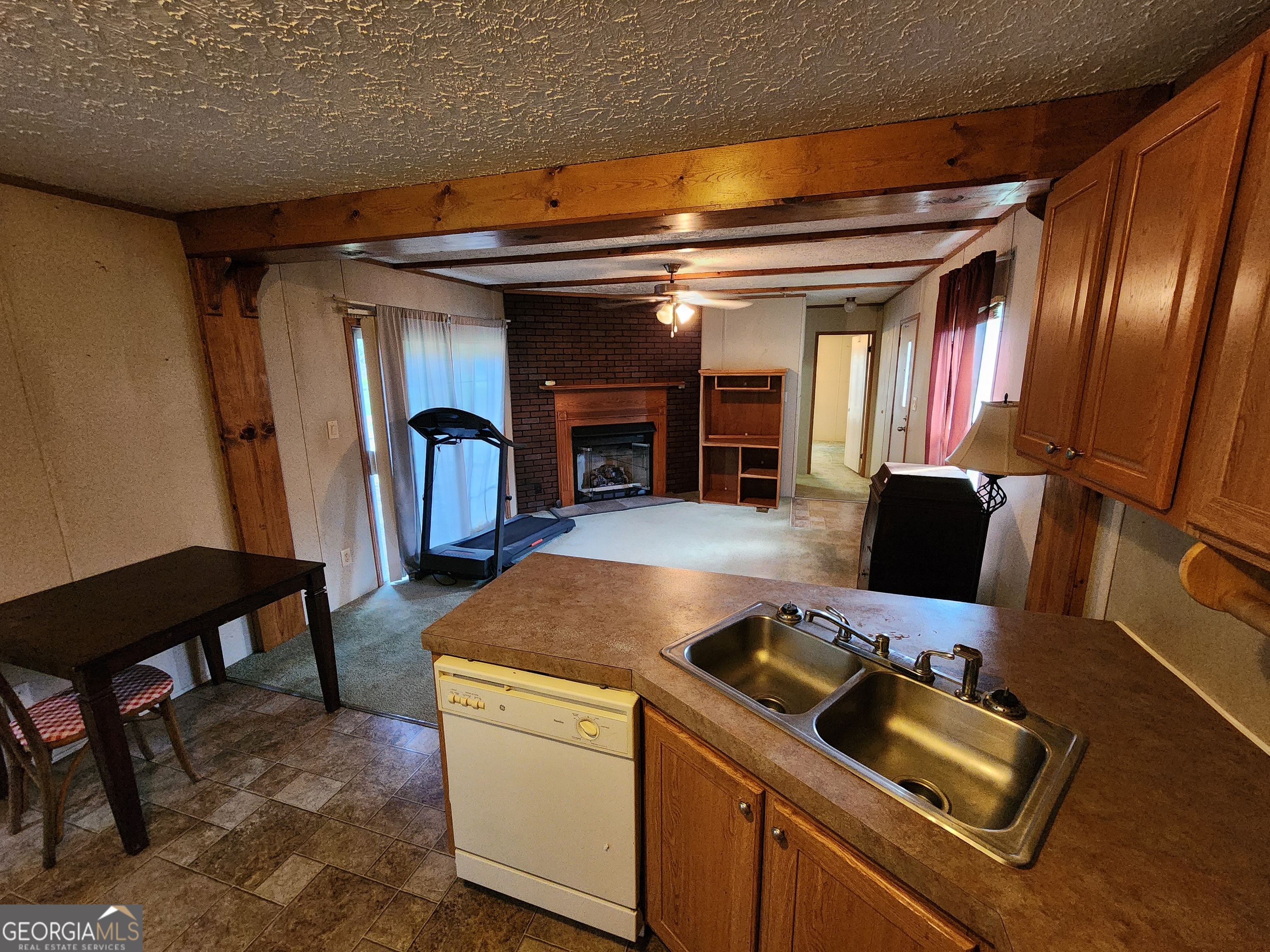 140 Maple Drive Property Photo 13