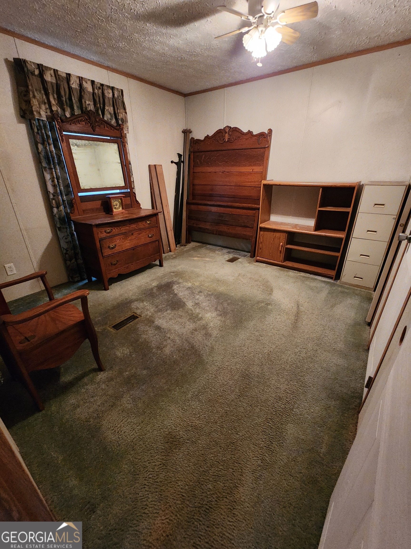 140 Maple Drive Property Photo 18