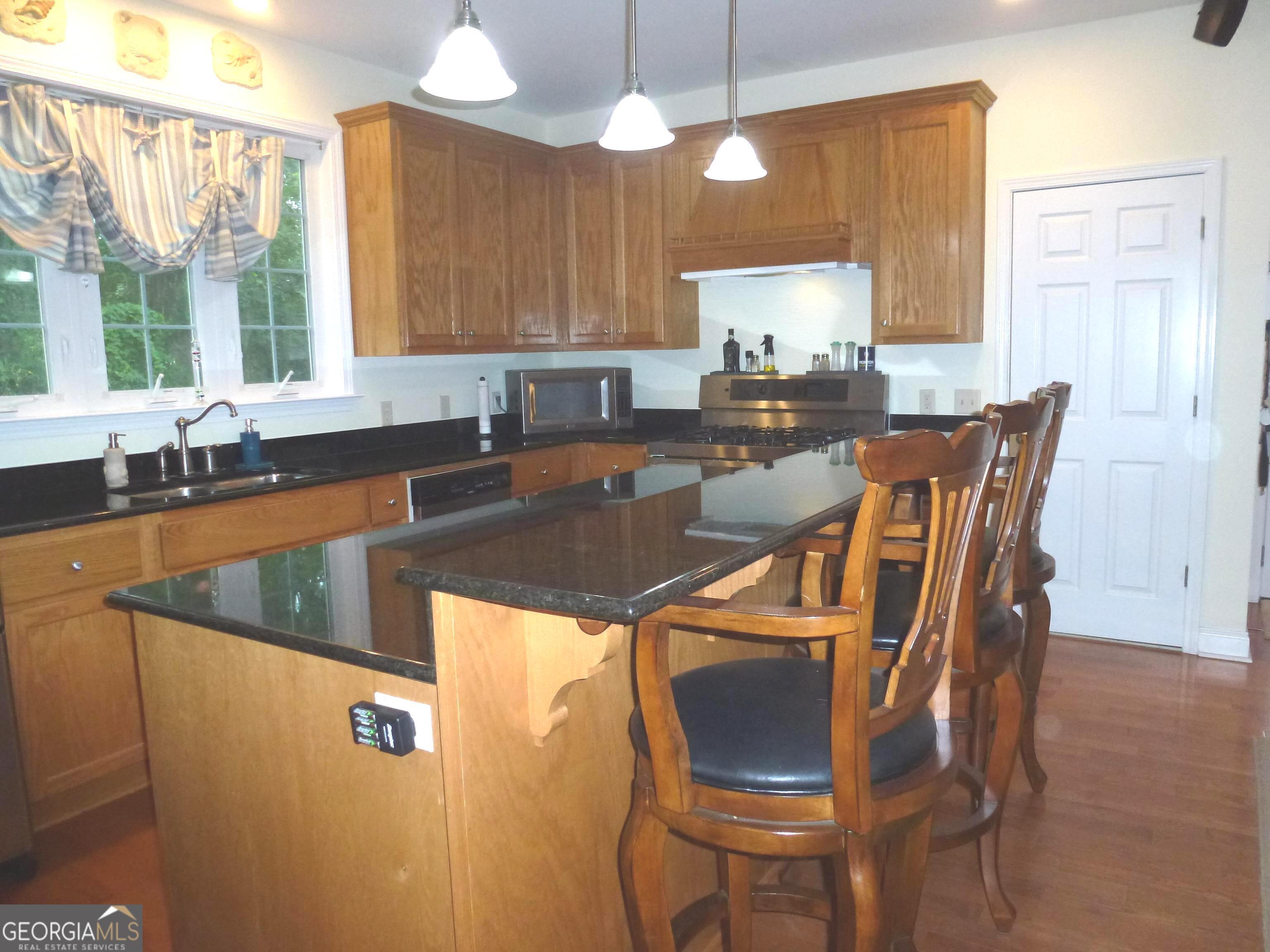185 Sir Edward Teach Road Property Photo 2
