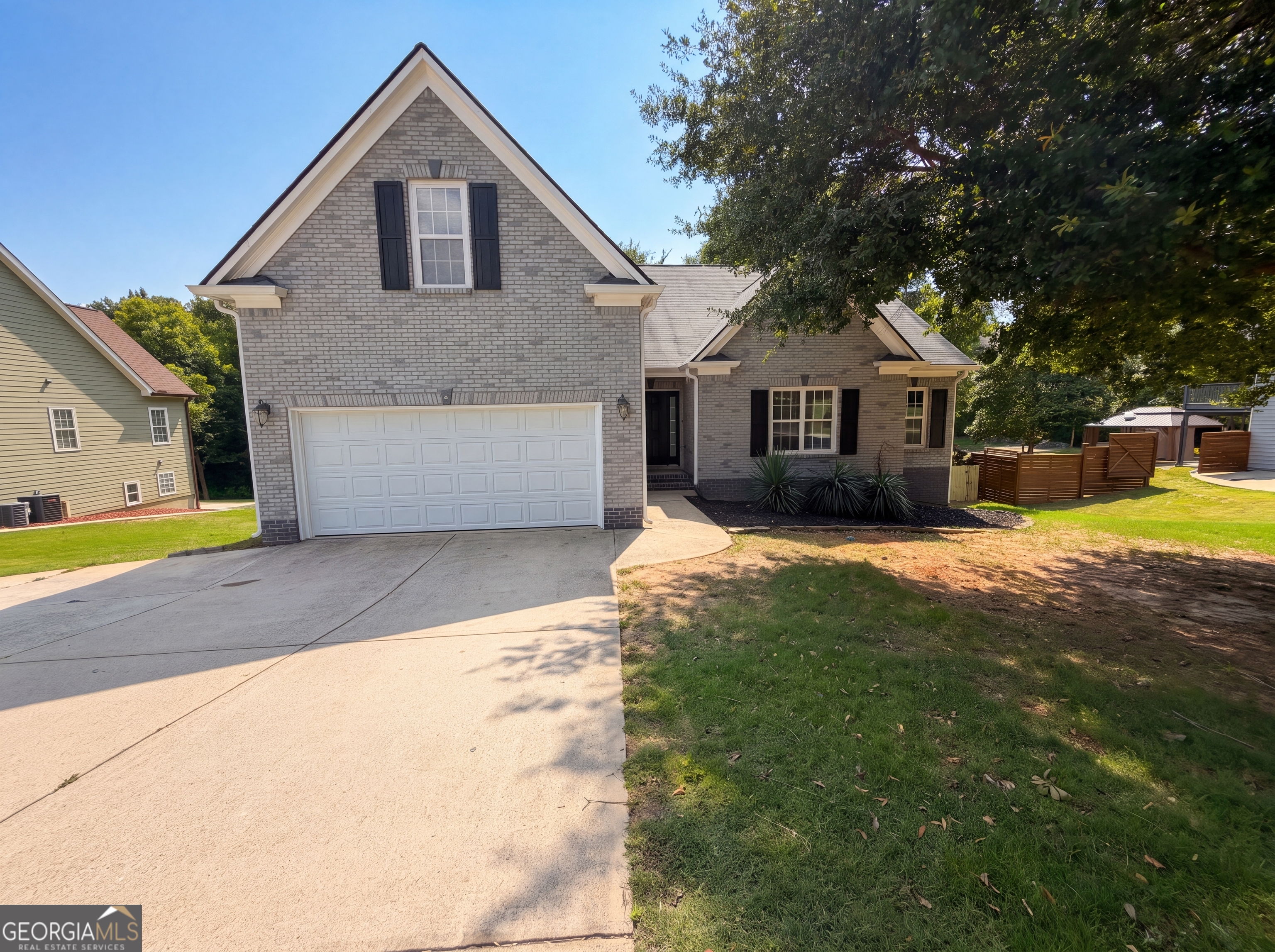 1240 Platinum Drive Property Photo 5