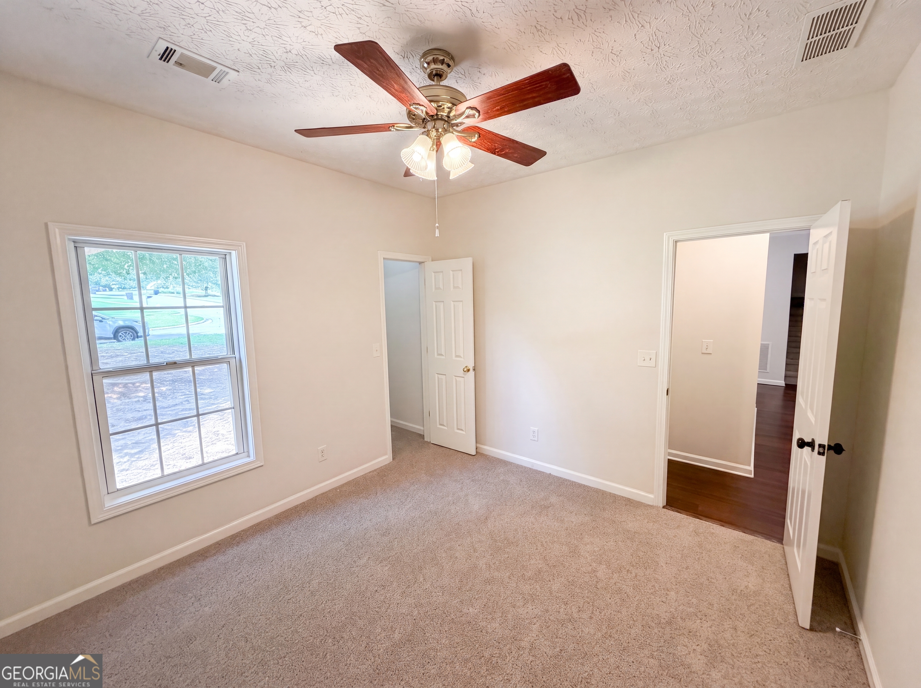 1240 Platinum Drive Property Photo 24