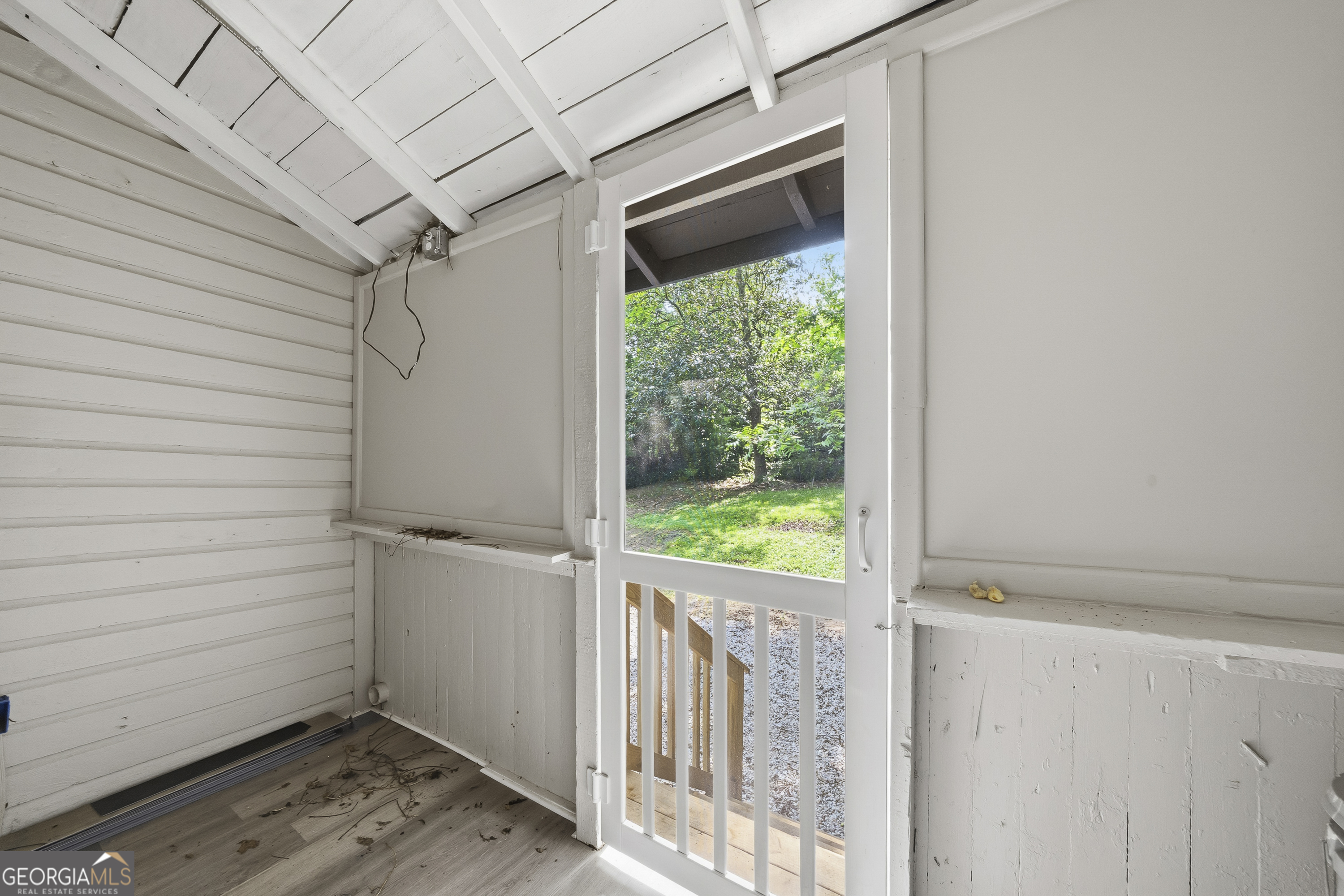 207 N Laurel Avenue Property Photo 4