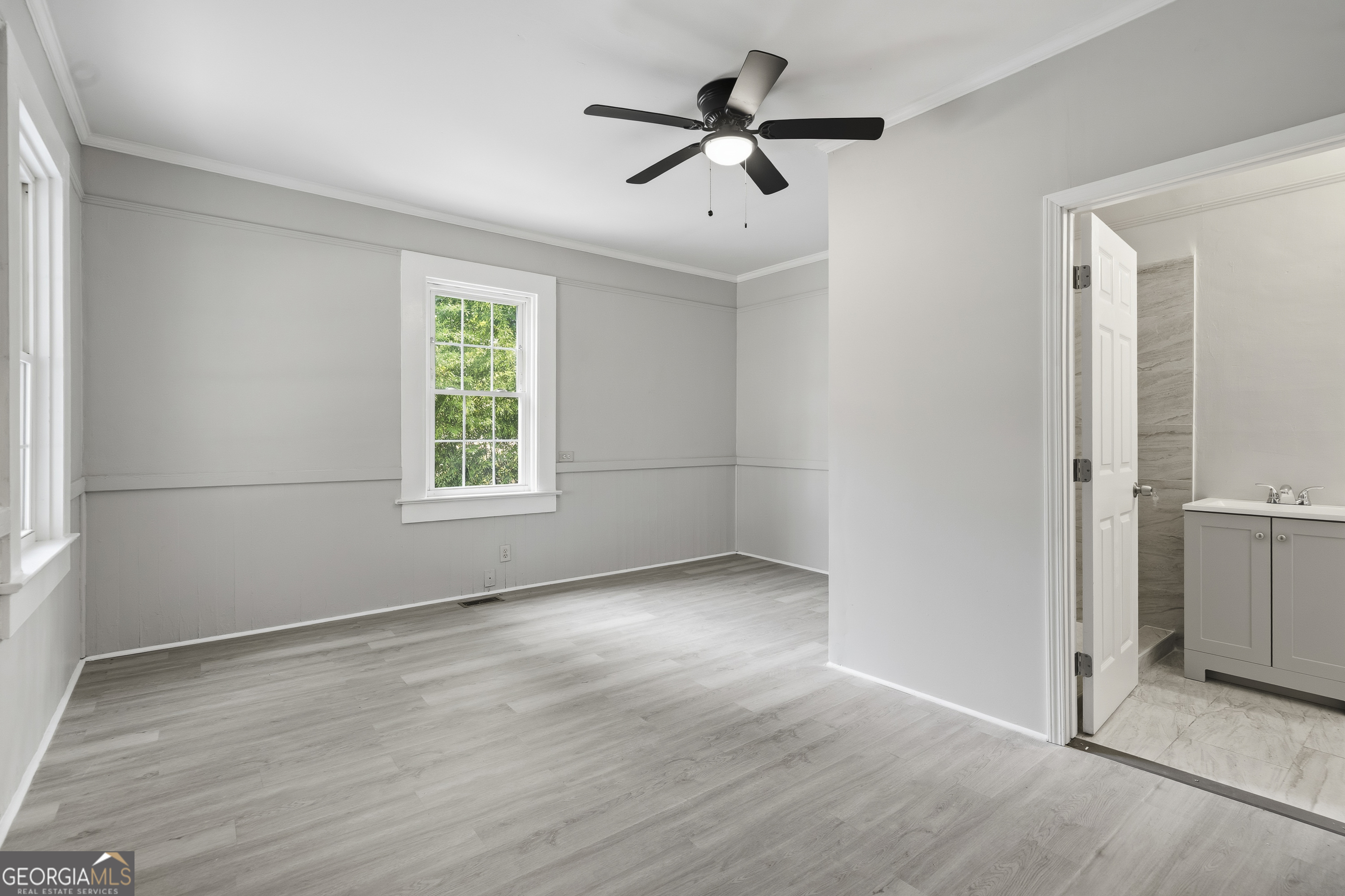207 N Laurel Avenue Property Photo 14