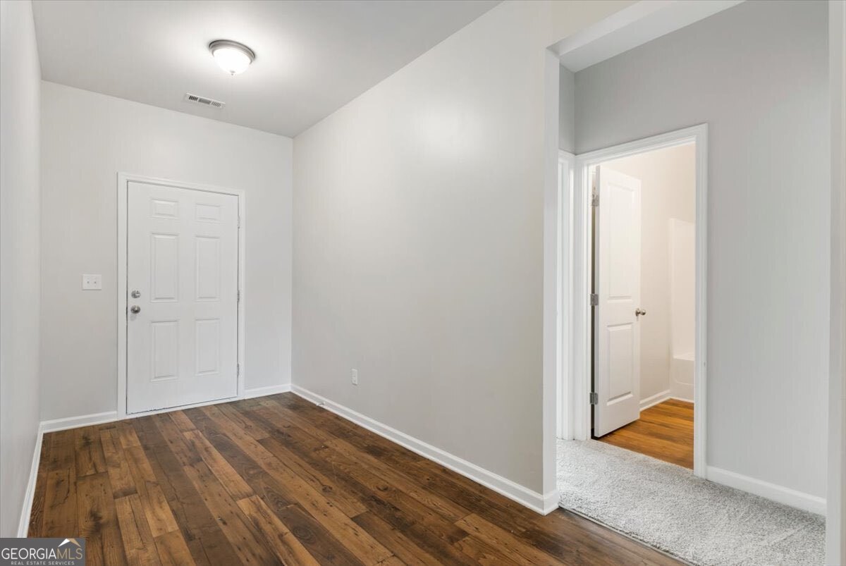 703 Independence Avenue Property Photo 8