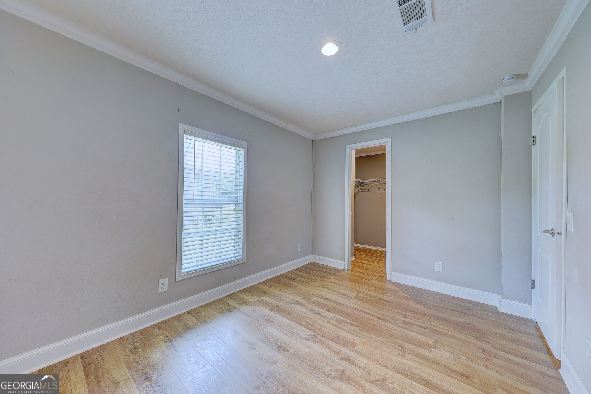 1177 Egg And Butter Road N Property Photo 17