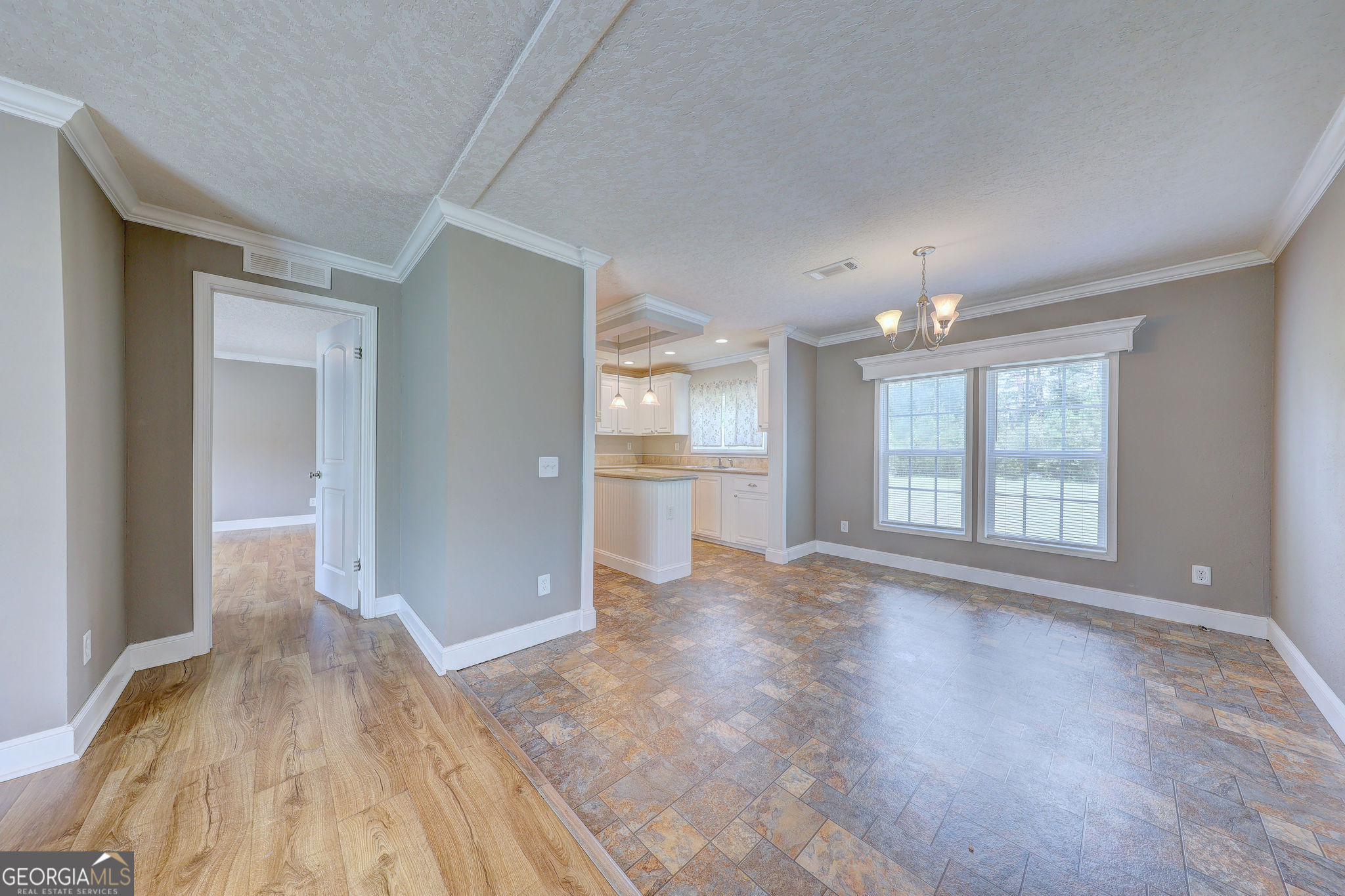 1177 Egg And Butter Road N Property Photo 21