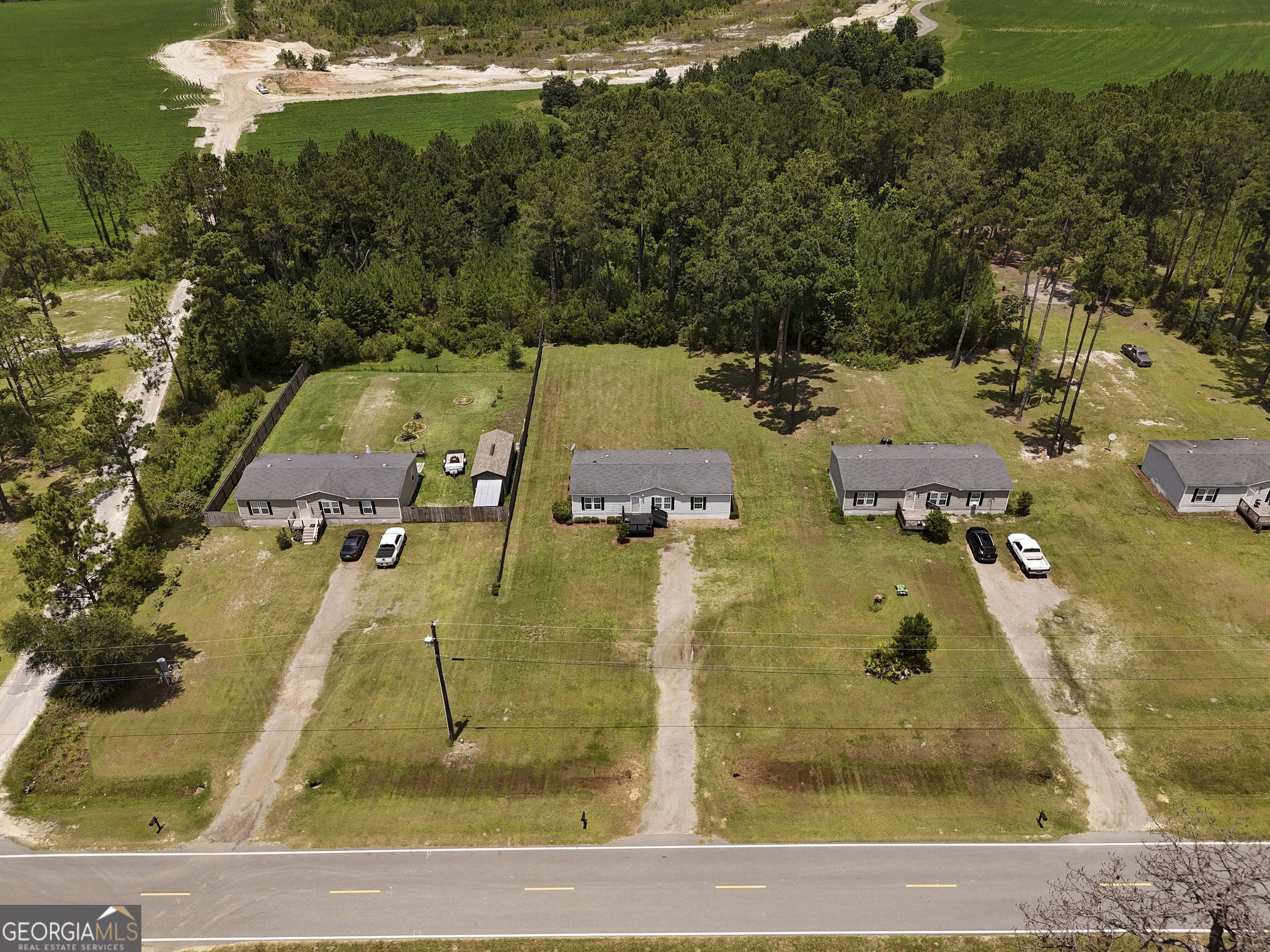 1177 Egg And Butter Road N Property Photo 30