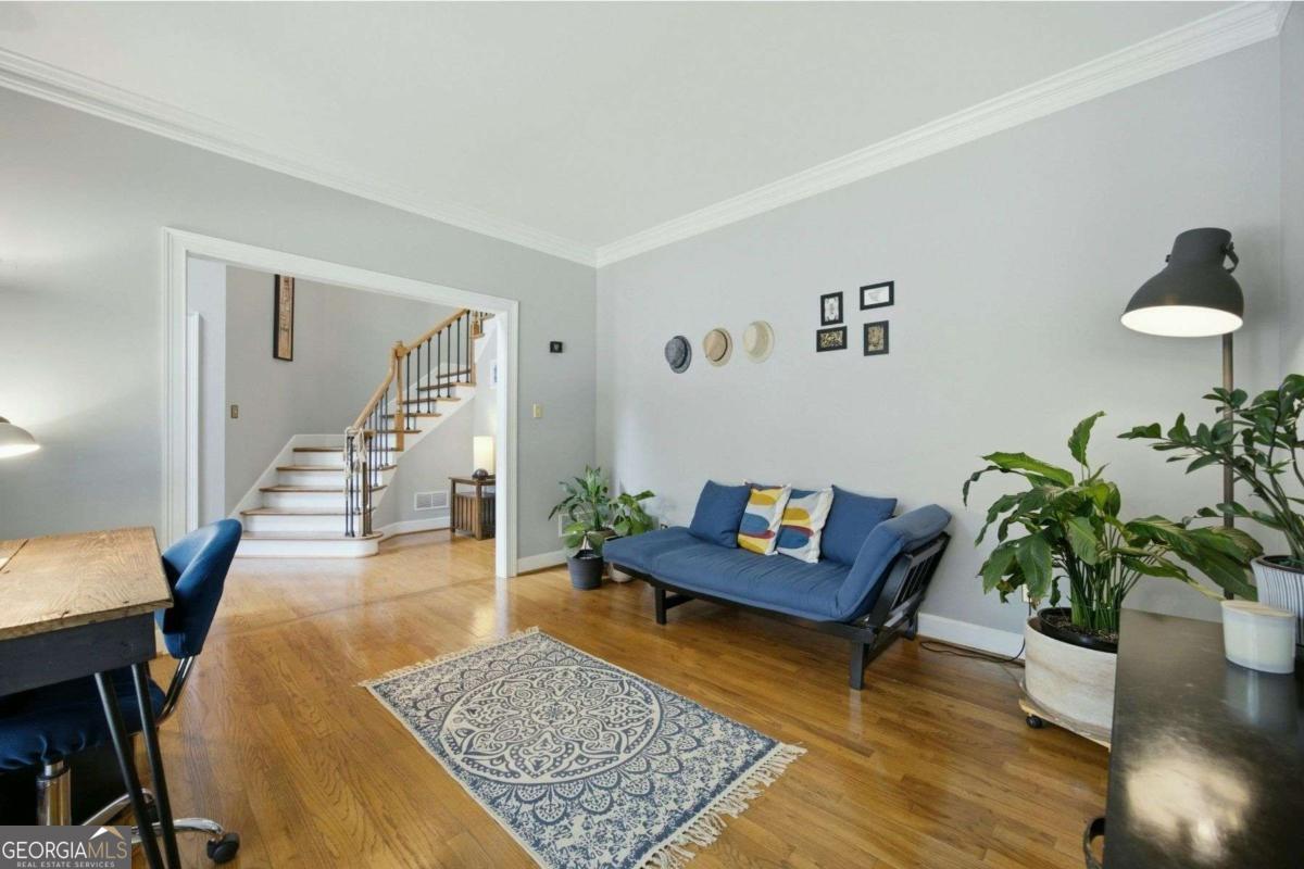 1390 Rivershyre Parkway Property Photo 6