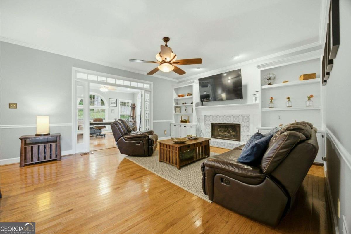 1390 Rivershyre Parkway Property Photo 10