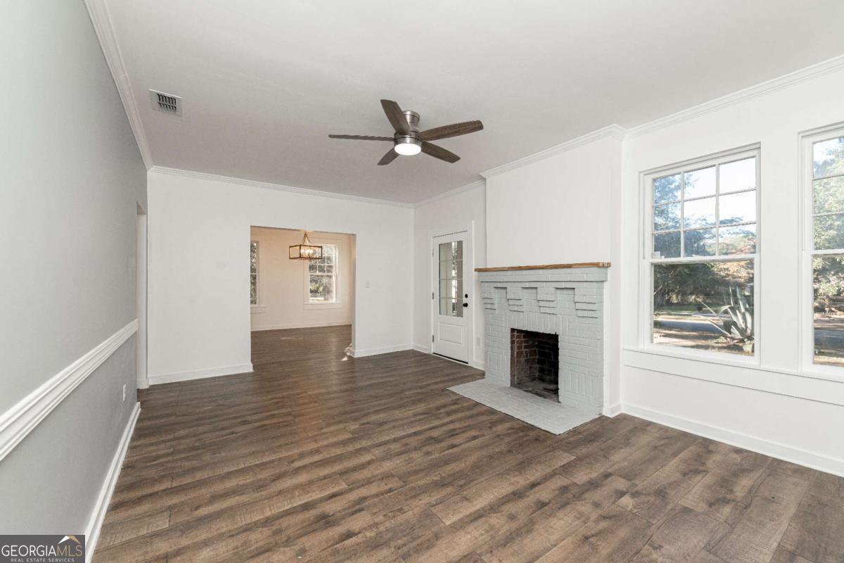 622 Whitney Avenue Property Photo 8