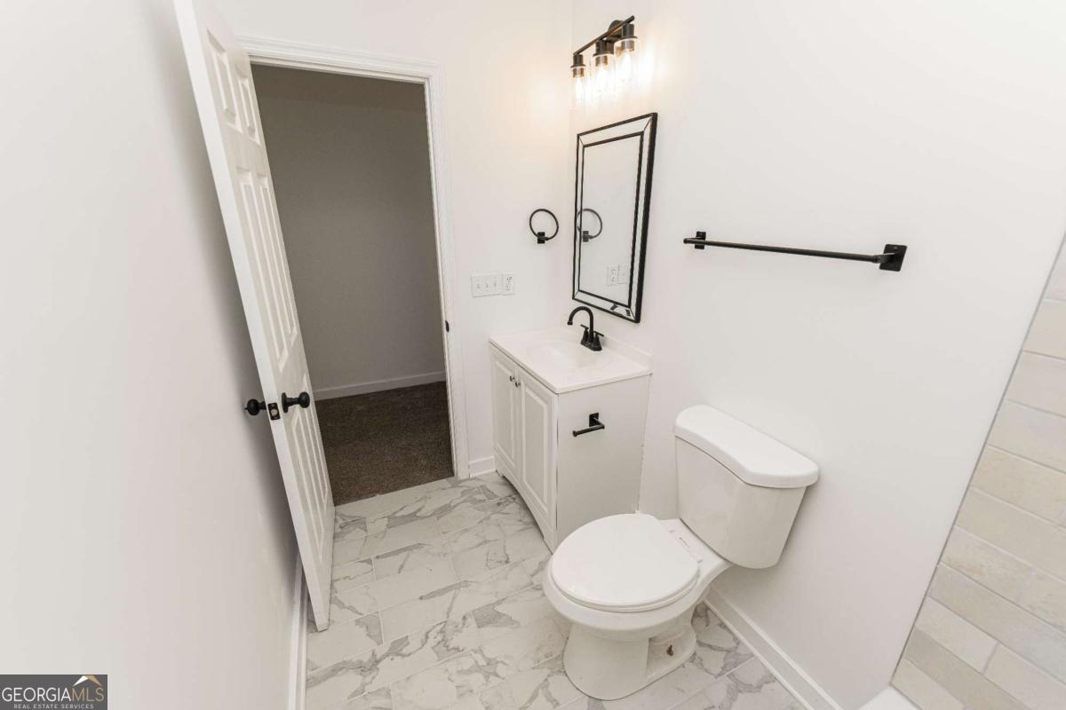 622 Whitney Avenue Property Photo 26