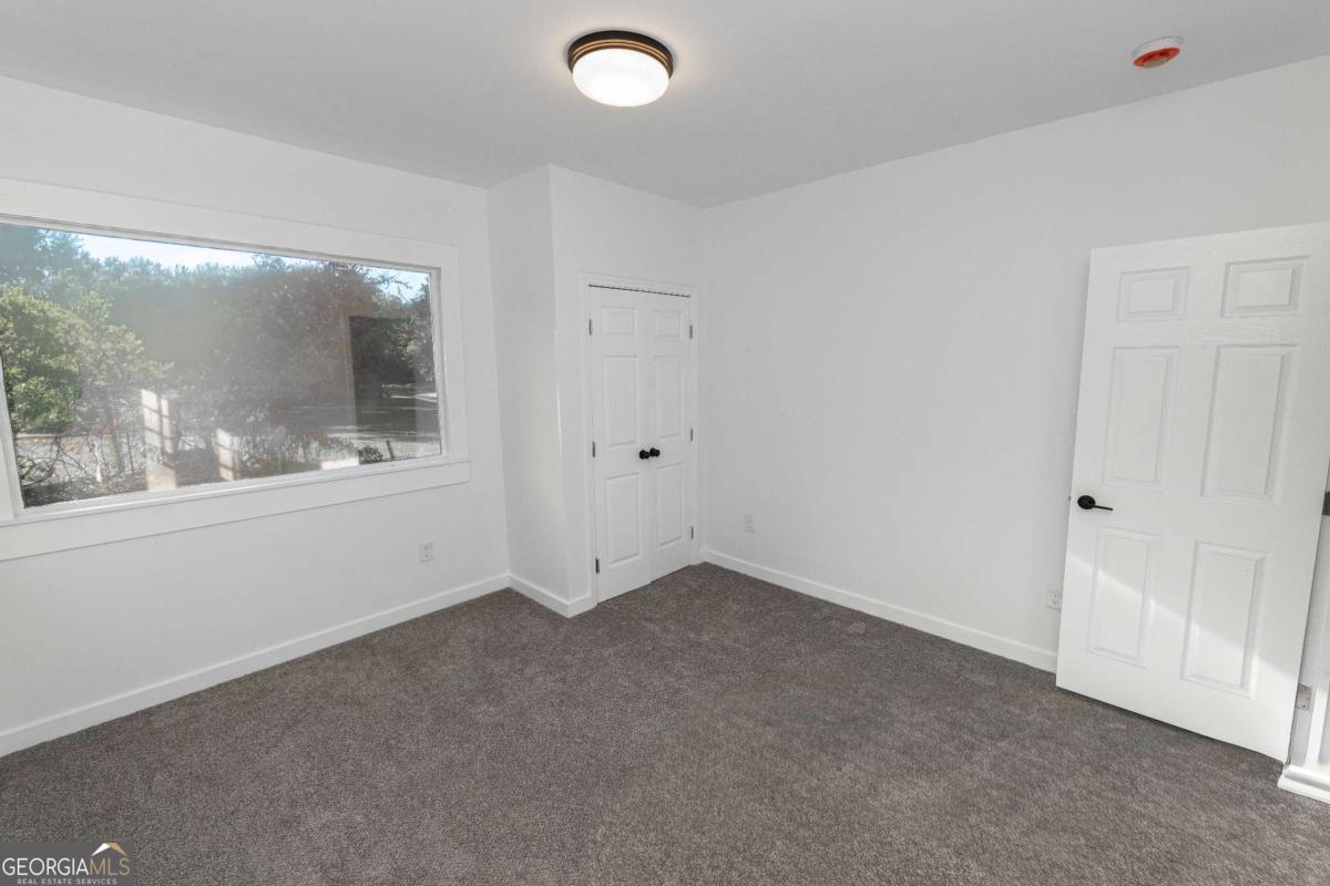 622 Whitney Avenue Property Photo 40