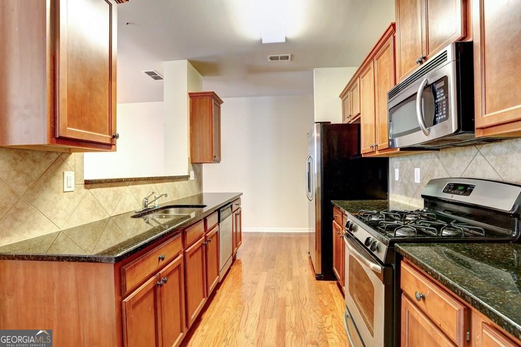 2649 Sardis Chase Court Property Photo 8