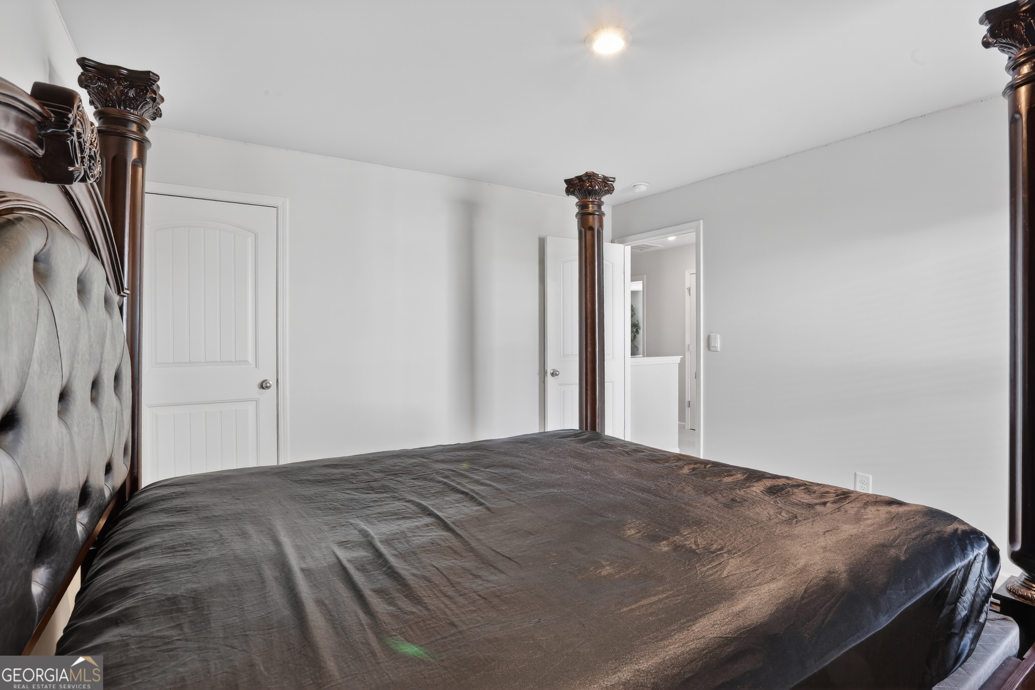 930 Sly Fox Run Property Photo 9