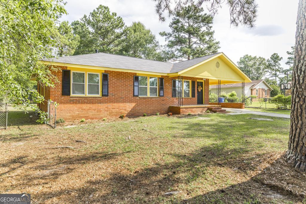 701 Magnolia Drive Property Photo 2