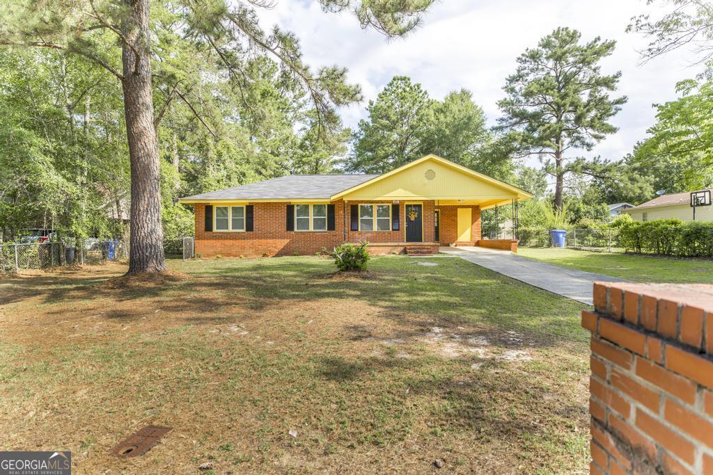 701 Magnolia Drive Property Photo 3