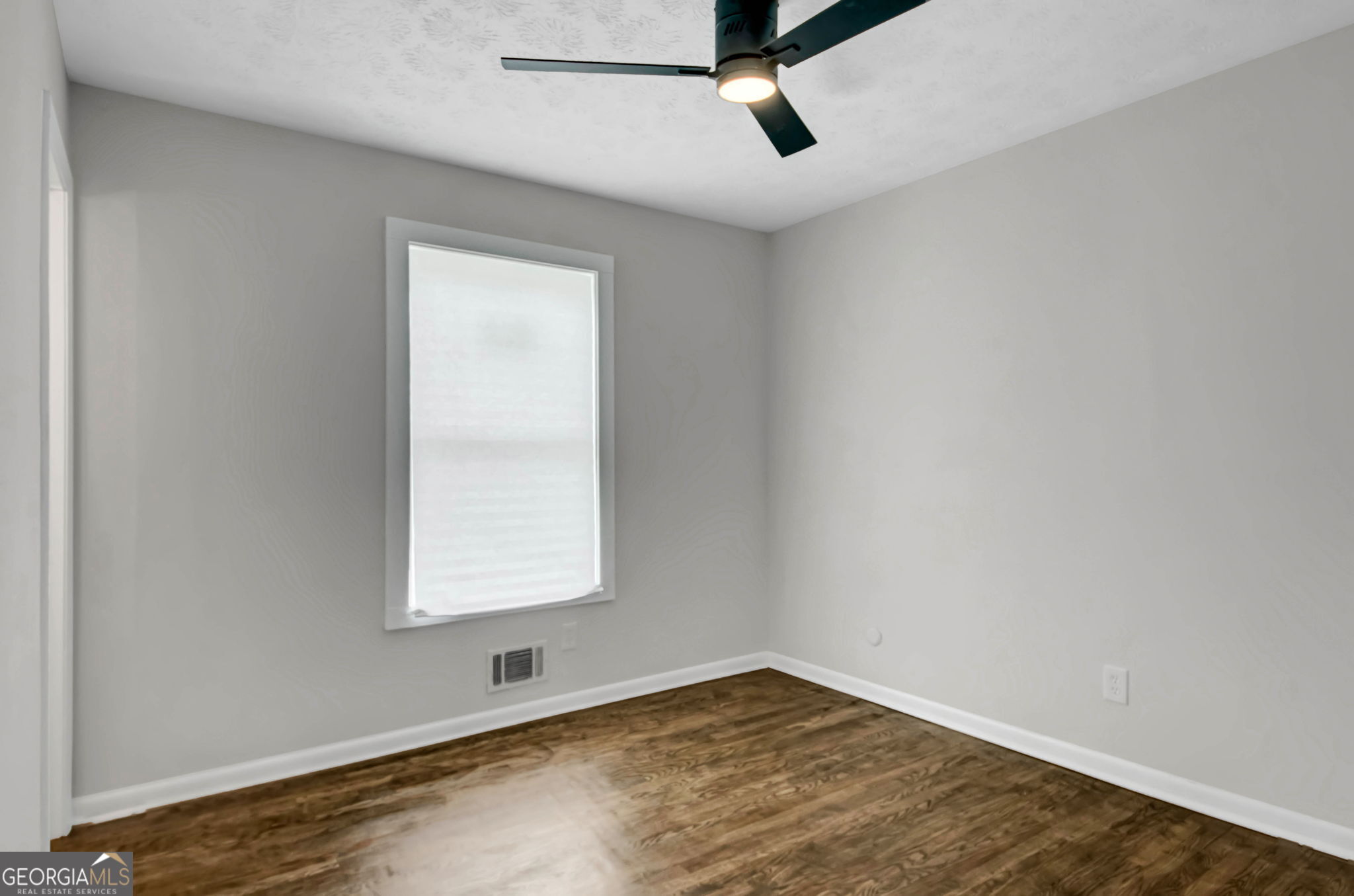 925 Majesty Lane Property Photo 16