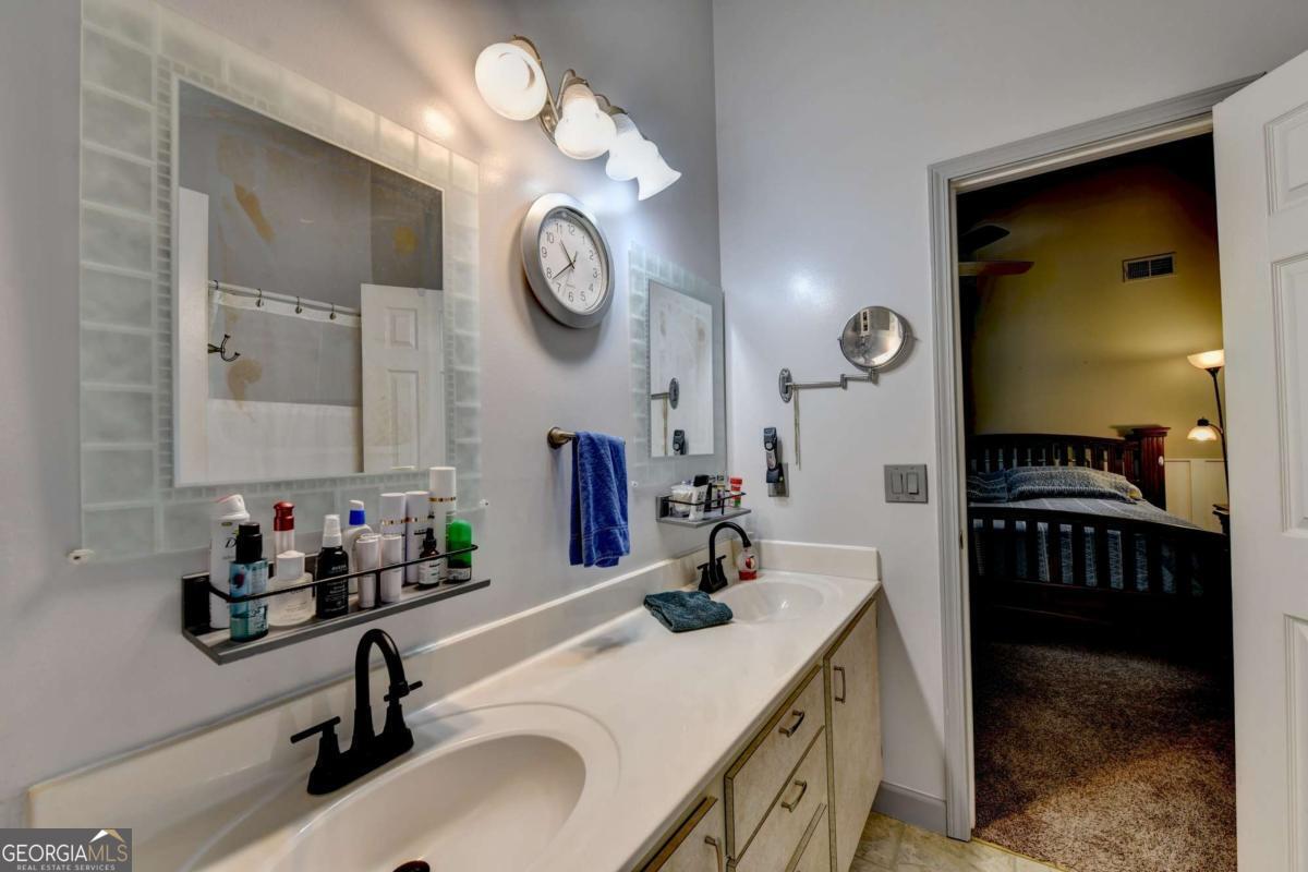 3143 Centurion Drive Property Photo 32