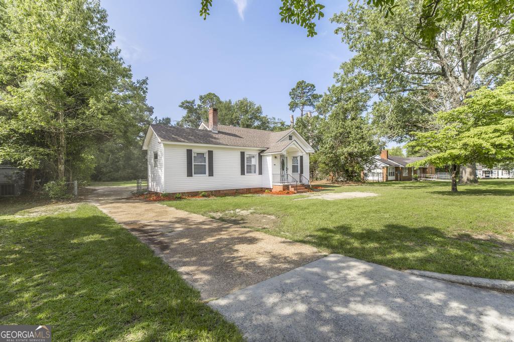 806 Woodrow Avenue Property Photo 3