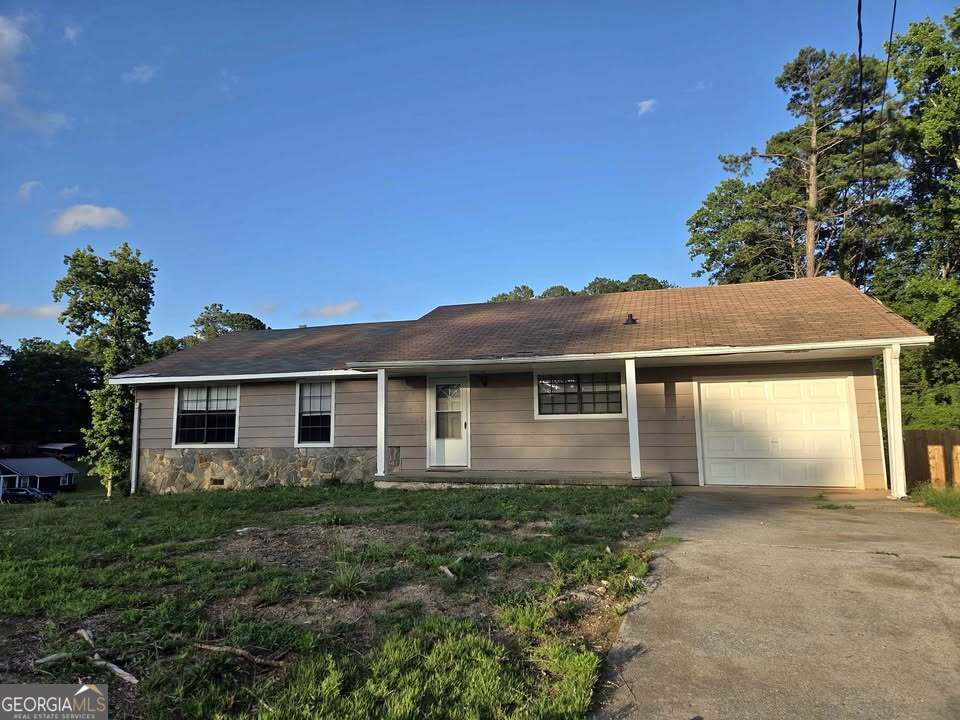 2070 Radford Court Property Photo 1