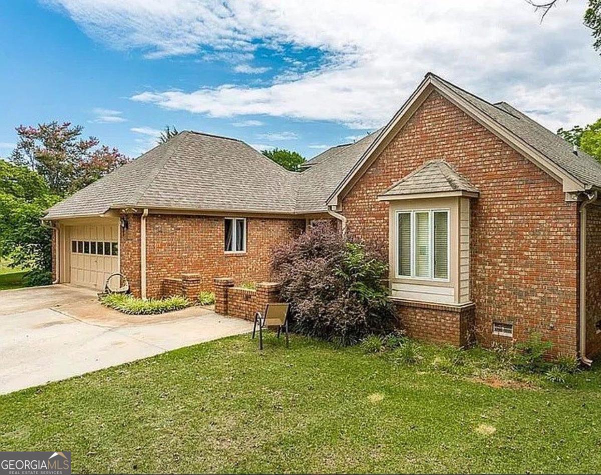 244 Woodridge Way Property Photo 1