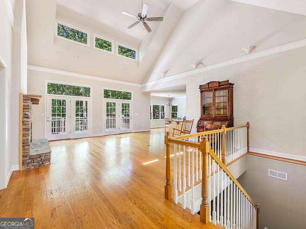 158 Canacaught Place Property Photo 3