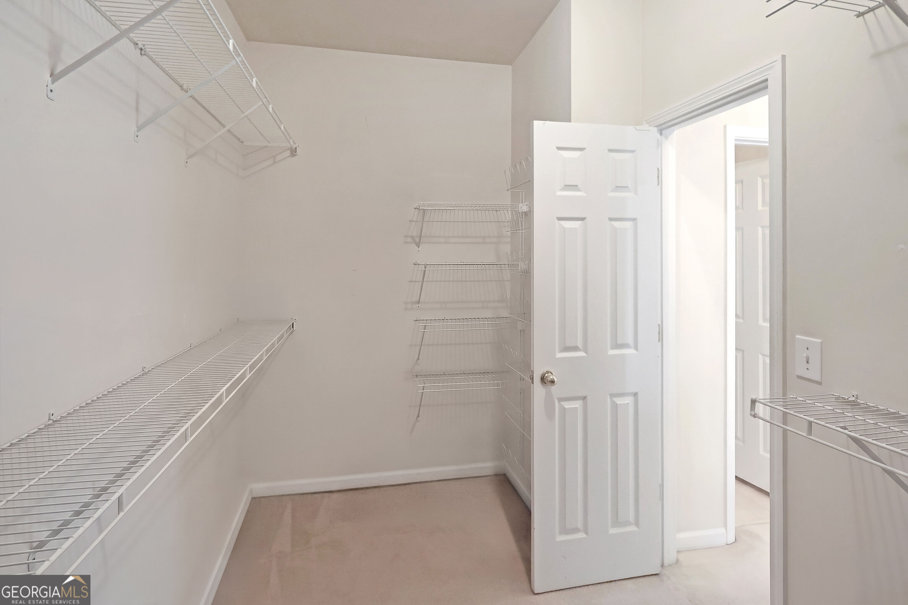 2813 Colleton Drive Property Photo 18