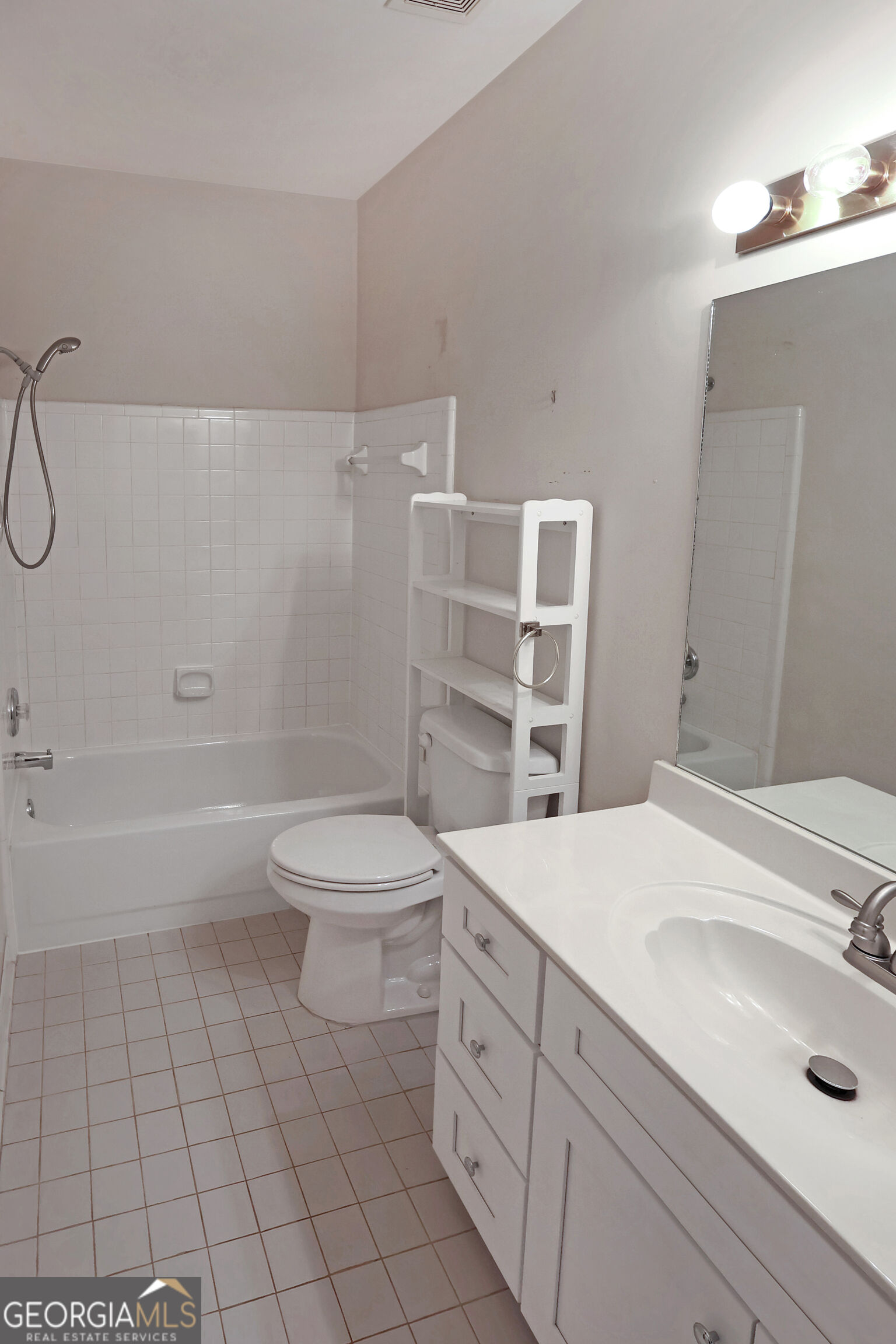2813 Colleton Drive Property Photo 23