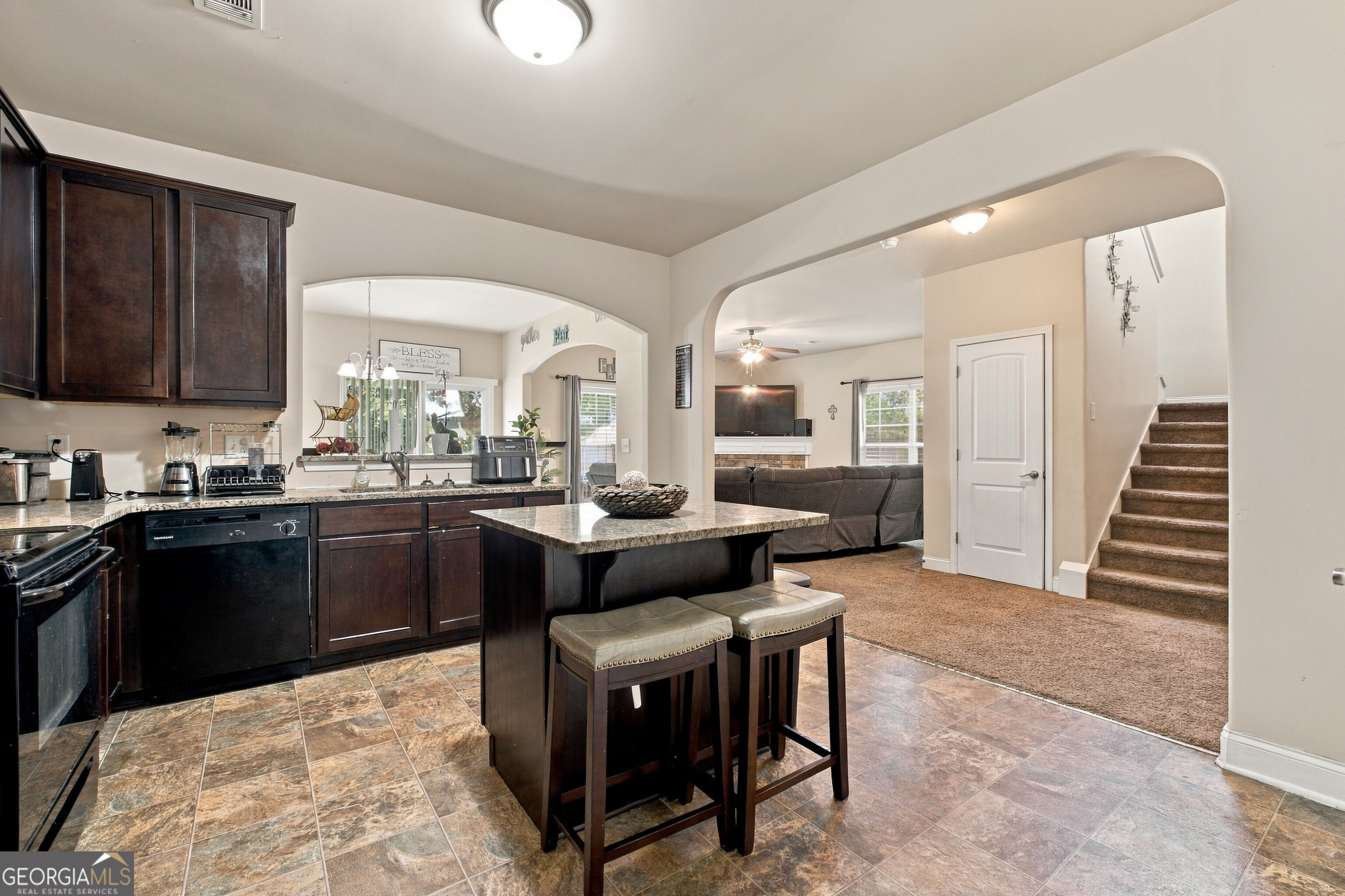 265 Swem Court Property Photo 5