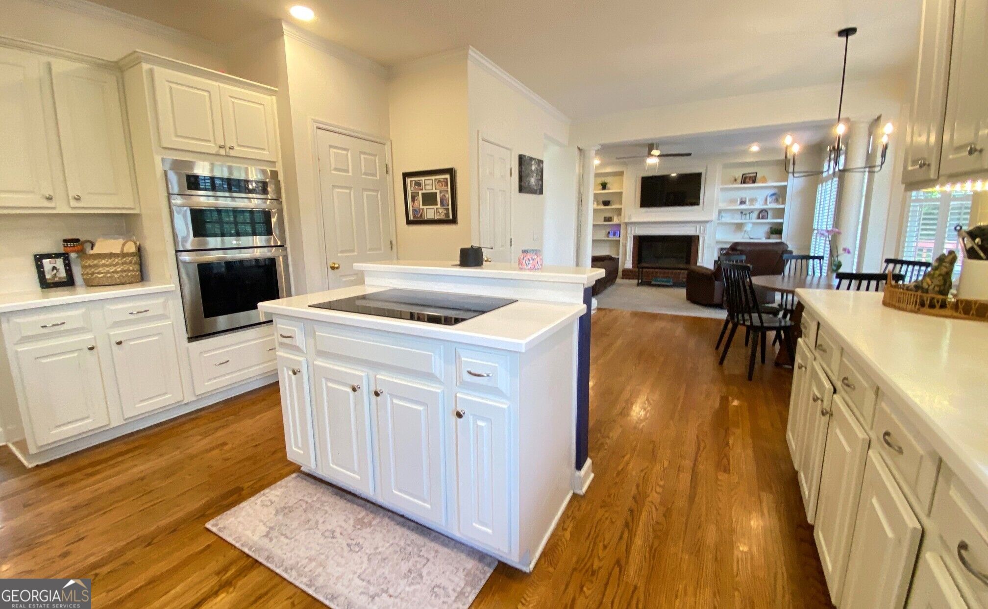 2705 Montclair Place Property Photo 6