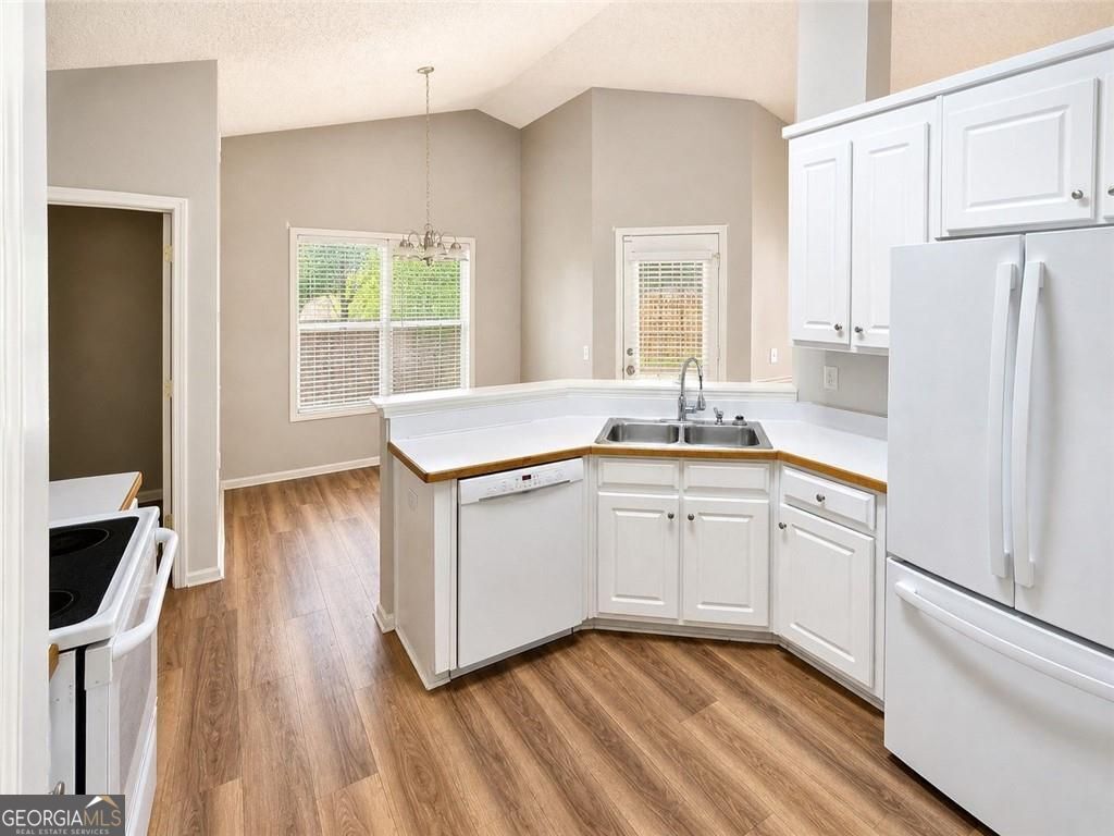 1620 Madison Drive Property Photo 4