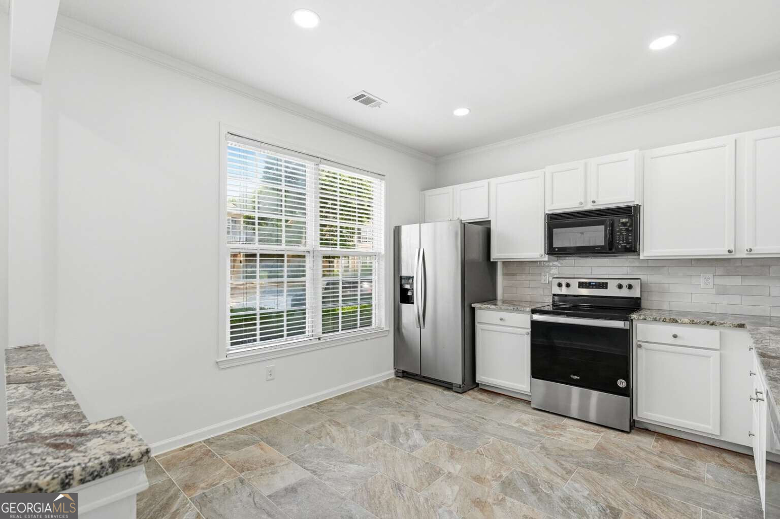 3023 Deerborne Court Sw Property Photo 4