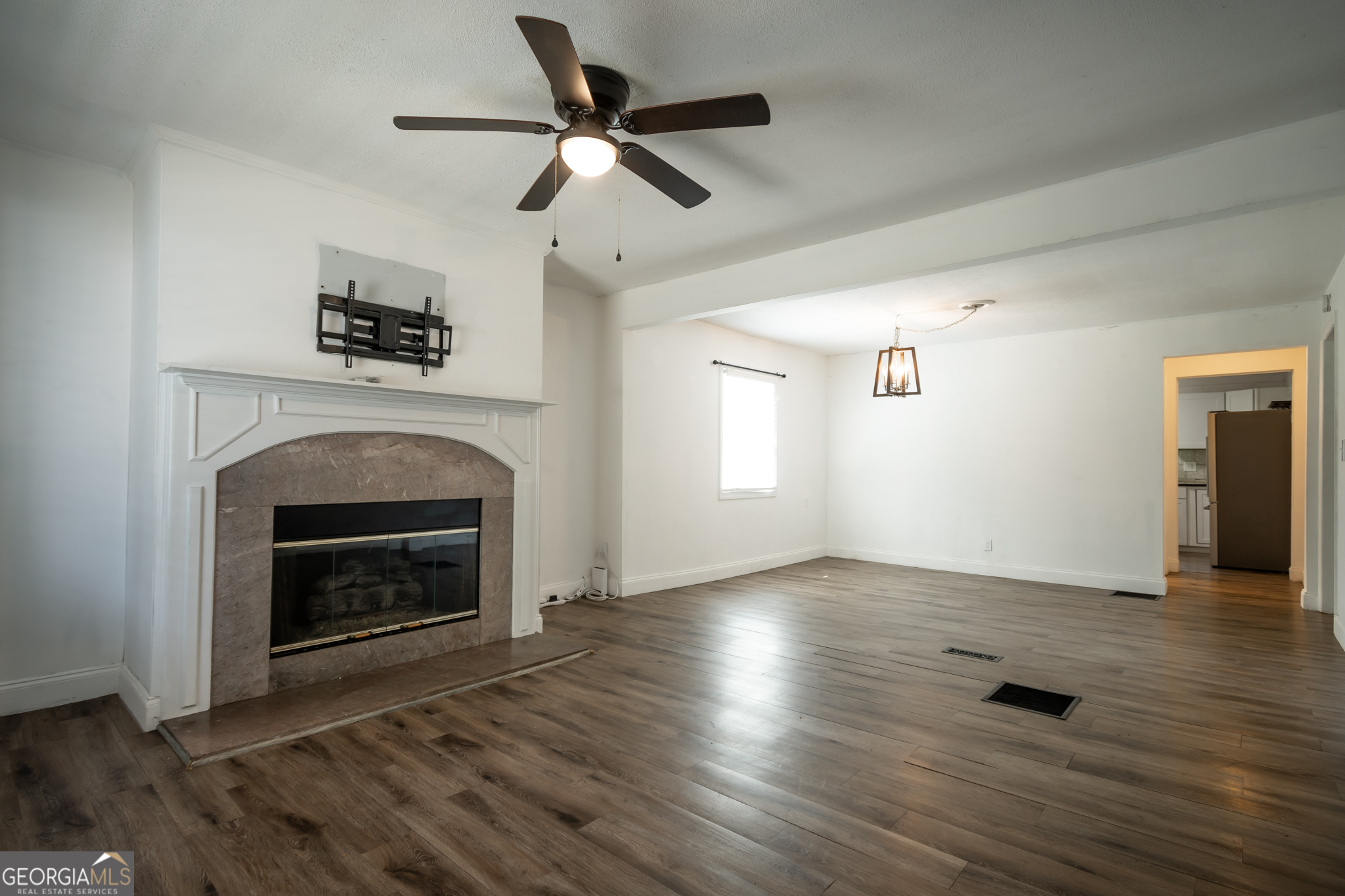 64 Madison Property Photo 15