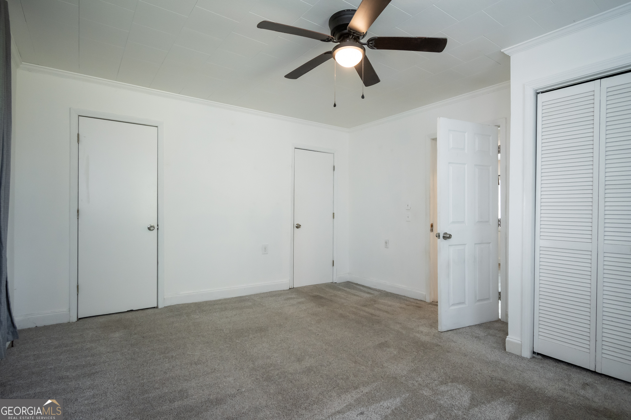 64 Madison Property Photo 23