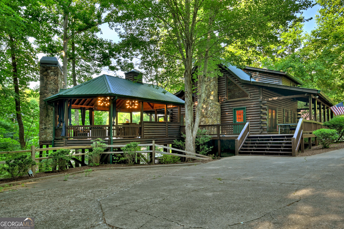 1820 Shady Falls Road Property Photo 1