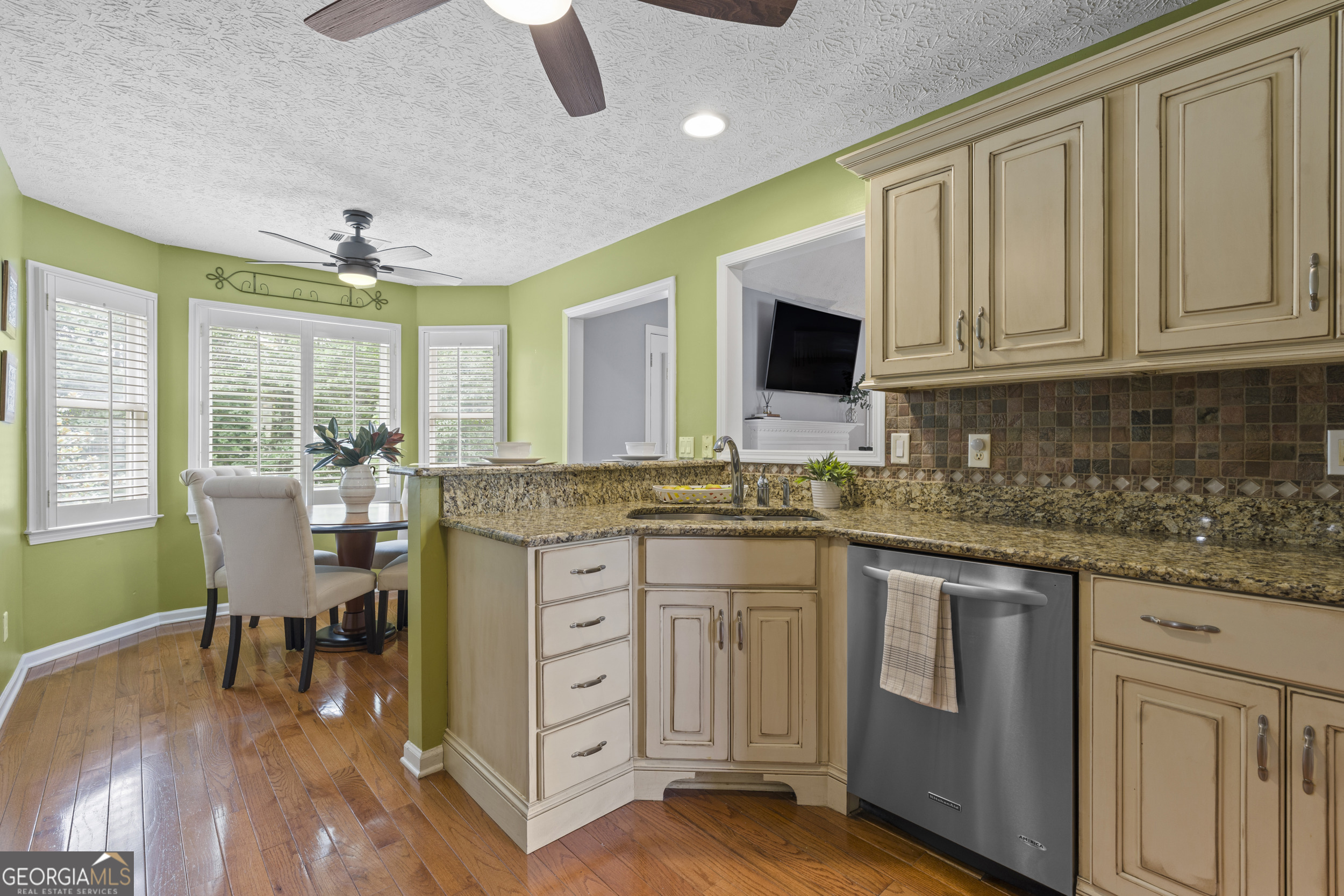 55 Garrison Drive Property Photo 8