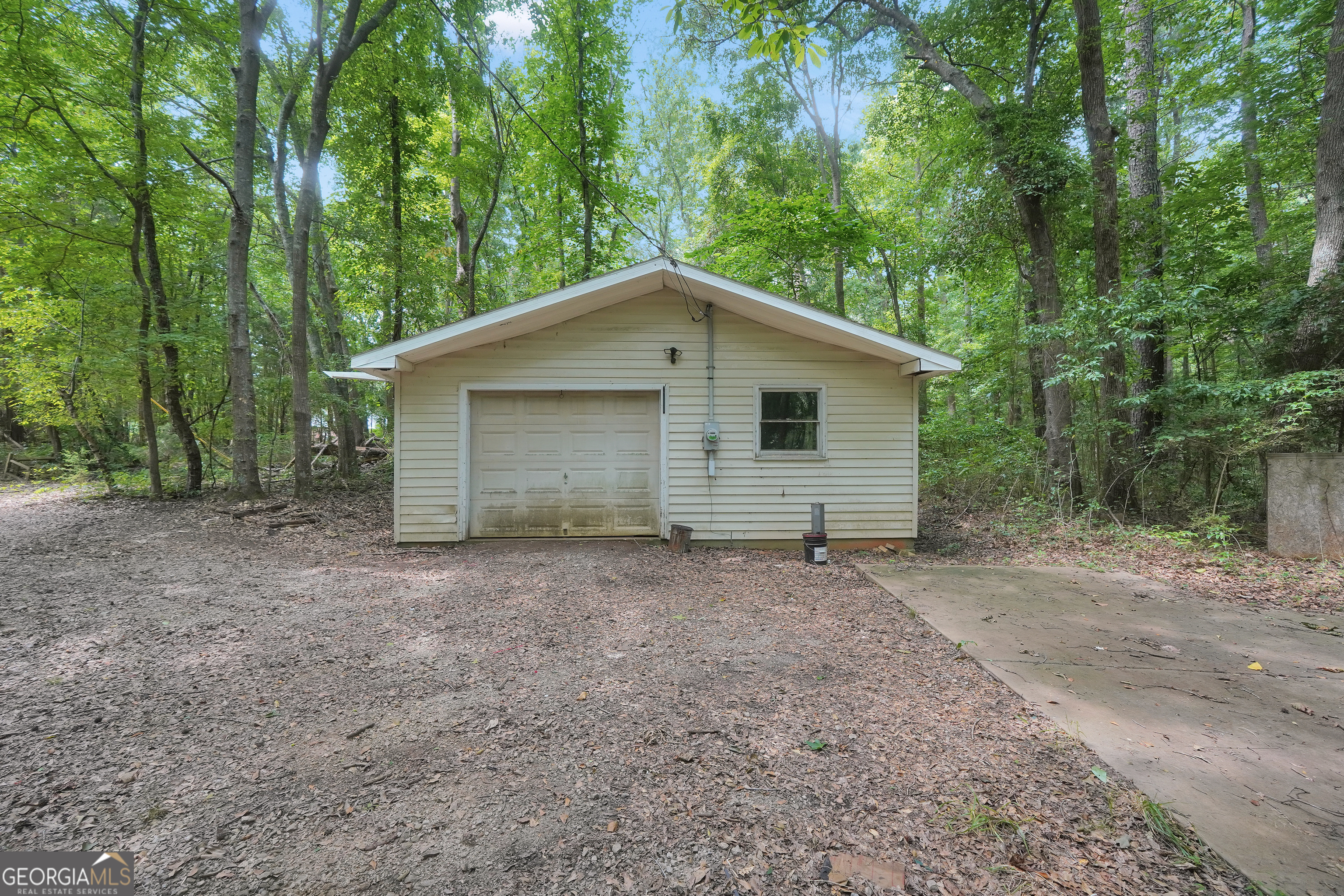 235 Leguin Mill Road Property Photo 8