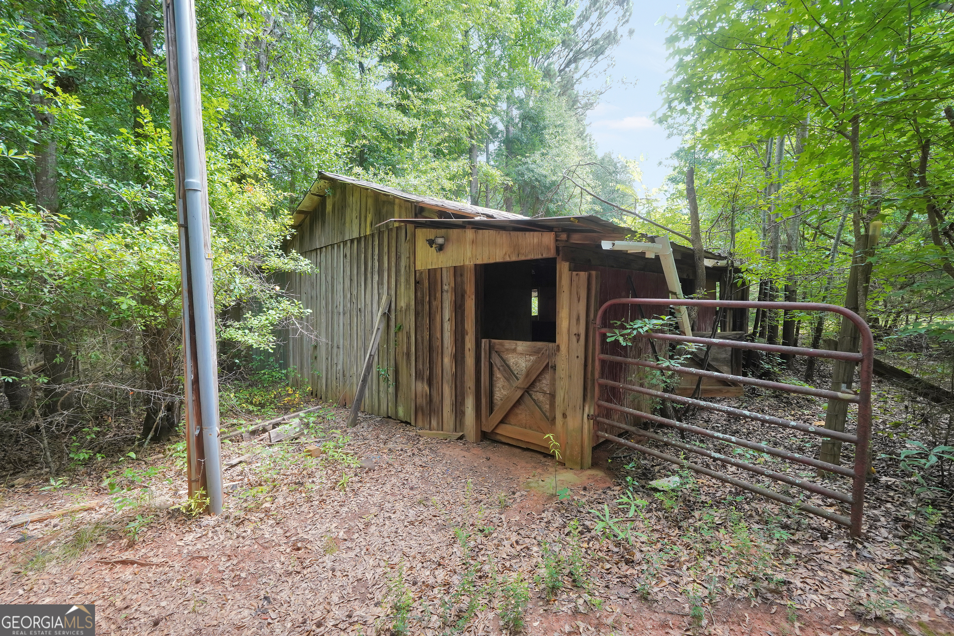 235 Leguin Mill Road Property Photo 9
